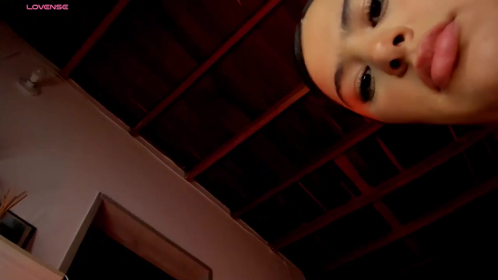 Gallery image thumbnail from sweettitties's myfreecams stream on, 11/27/2025, 17:33 image 17 of 20