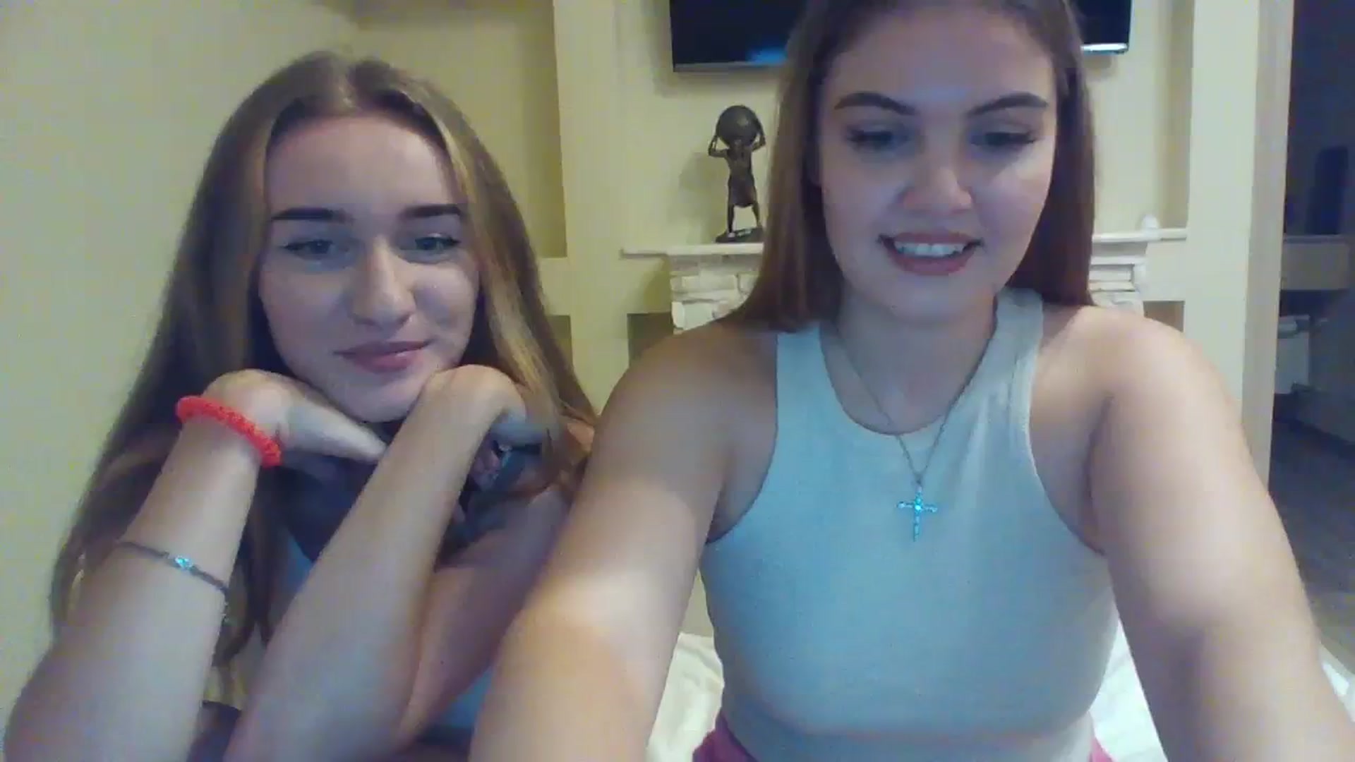 Gallery image thumbnail from sweety_jolie's myfreecams stream on, 09/05/2023, 21:53 image 1 of 20