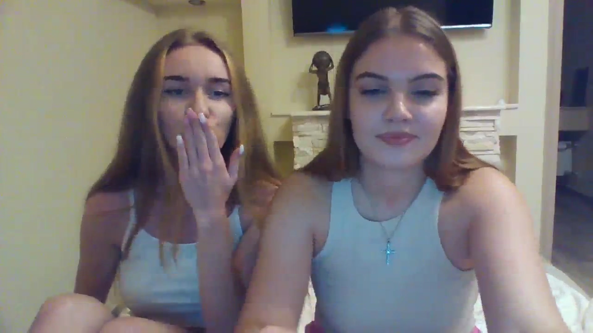 Gallery image thumbnail from sweety_jolie's myfreecams stream on, 09/05/2023, 21:53 image 5 of 20