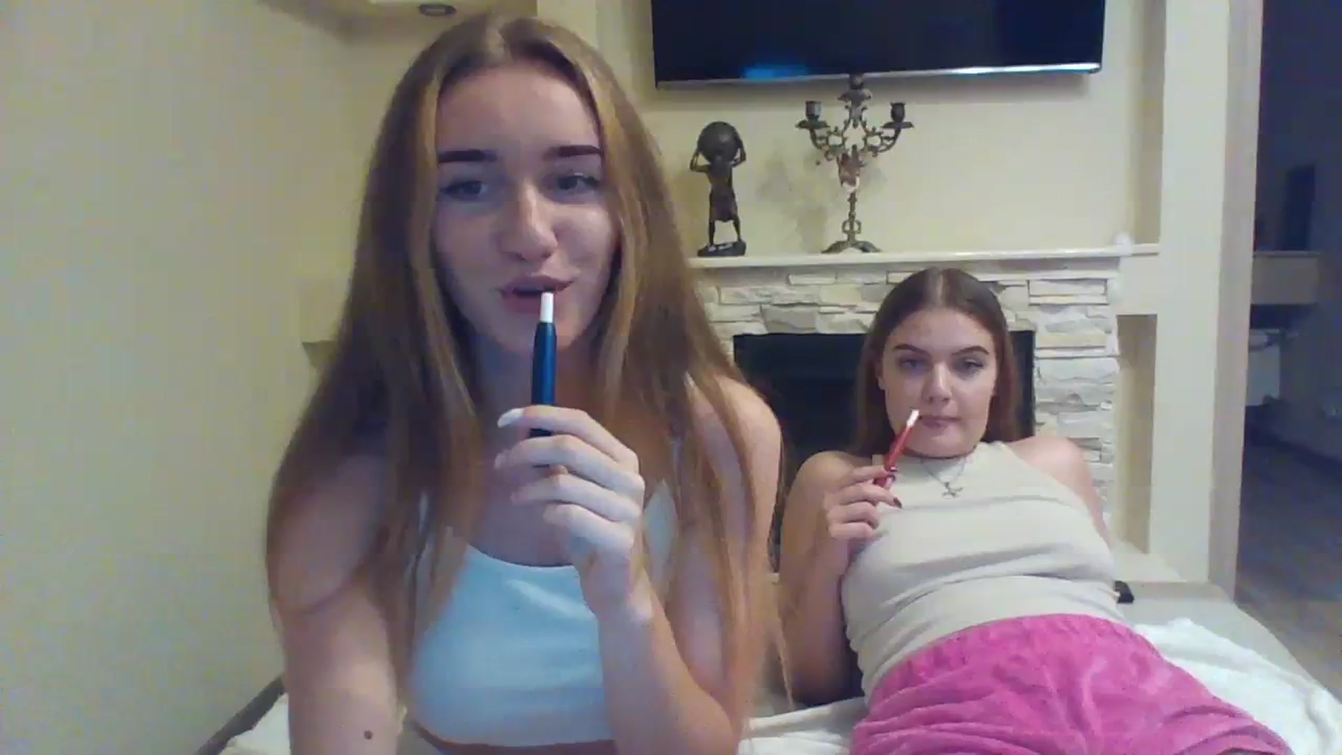 Gallery image thumbnail from sweety_jolie's myfreecams stream on, 09/05/2023, 23:22 image 9 of 20