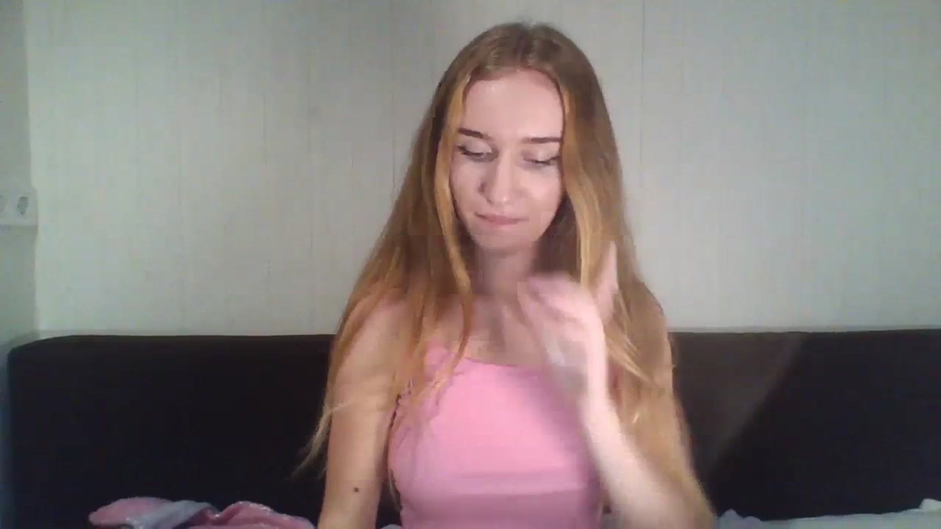 Gallery image thumbnail from sweety_jolie's myfreecams stream on, 09/15/2023, 21:01 image 7 of 20