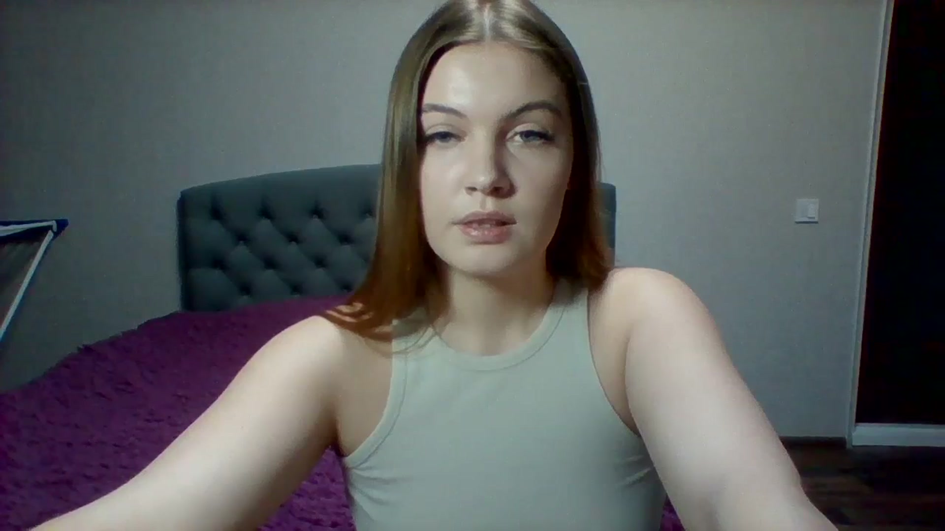Gallery image thumbnail from sweety_jolie's myfreecams stream on, 12/30/2023, 17:59 image 10 of 20