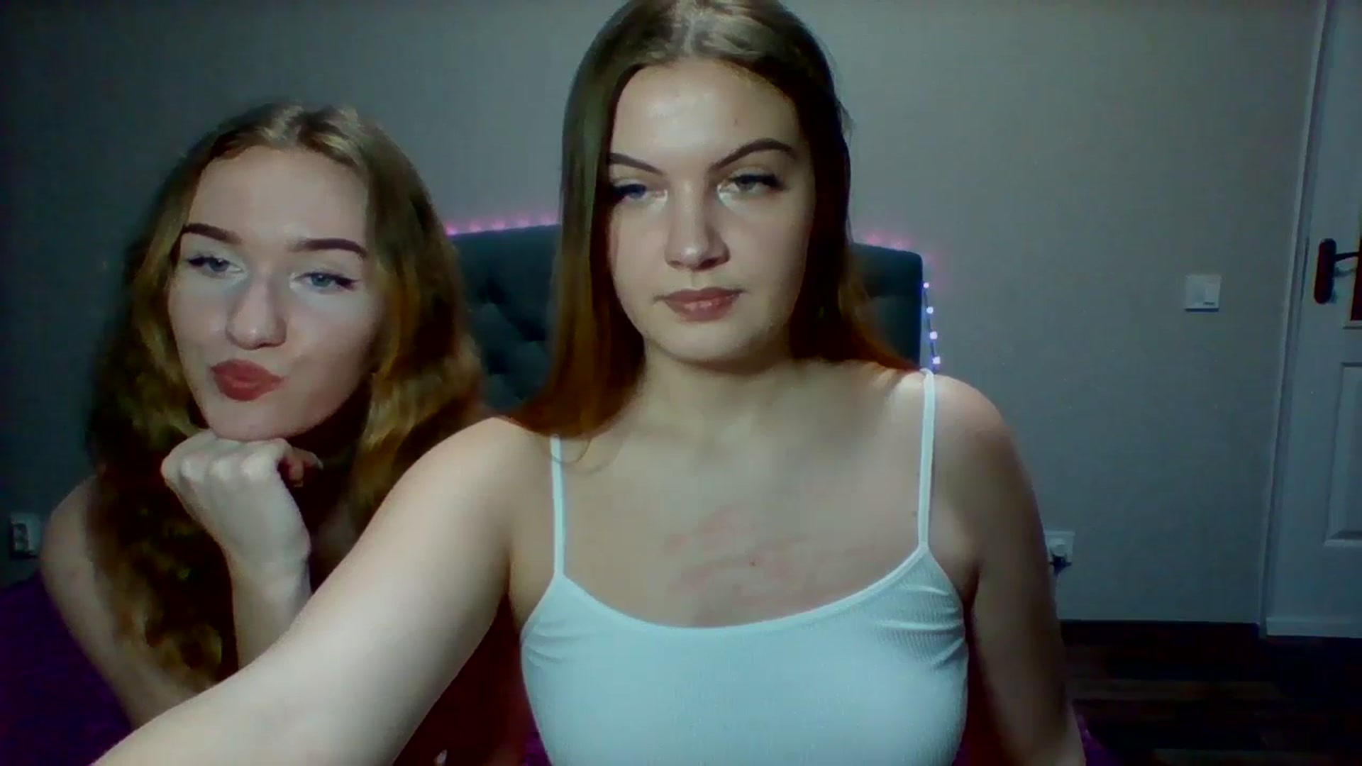 Gallery image thumbnail from sweety_jolie's myfreecams stream on, 01/08/2024, 18:04 image 7 of 20