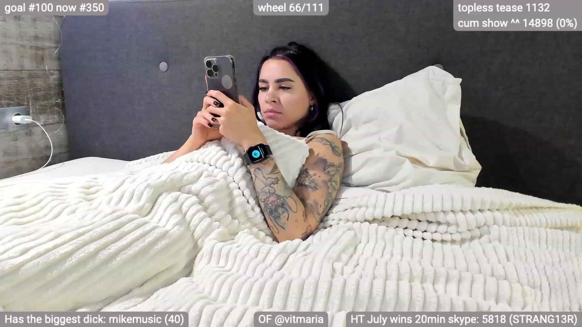 Gallery image thumbnail from swtAlterEgo's myfreecams stream on, 08/01/2023, 01:11 image 13 of 20
