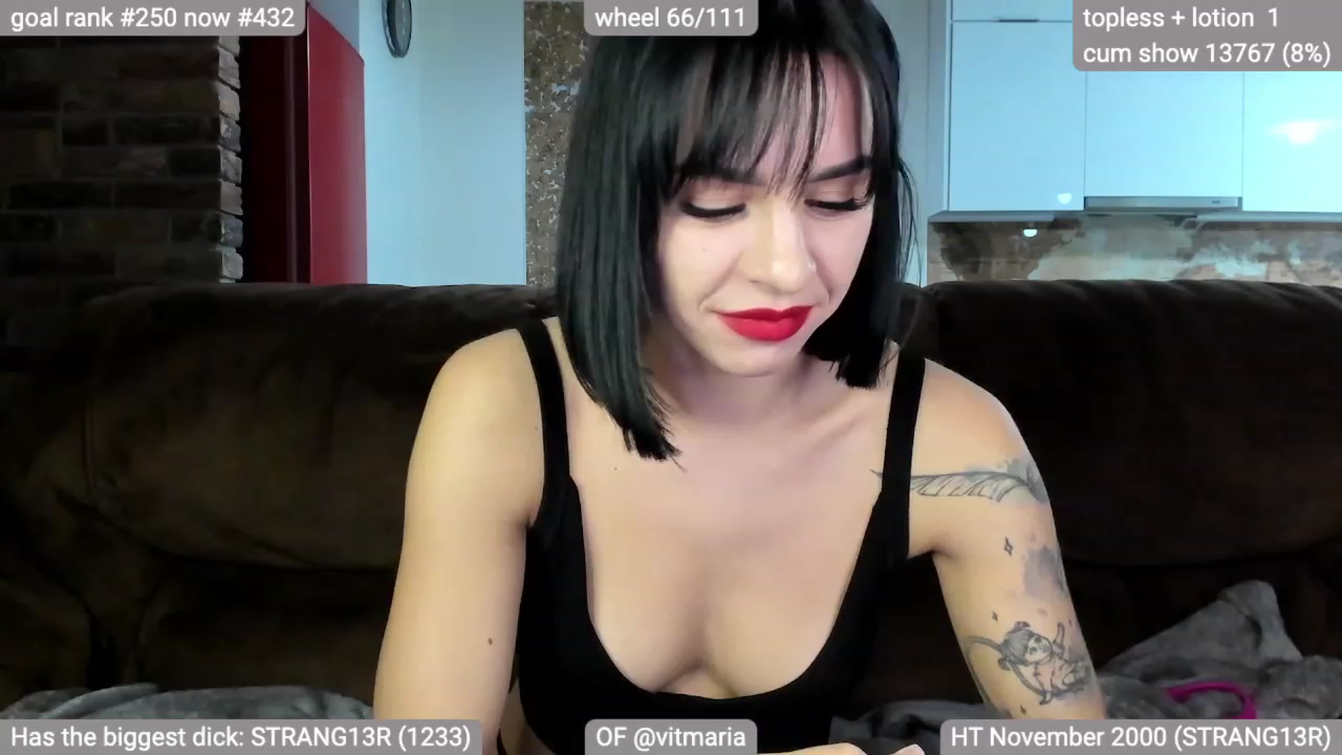 Gallery image thumbnail from swtAlterEgo's myfreecams stream on, 11/18/2023, 24:20 image 18 of 20