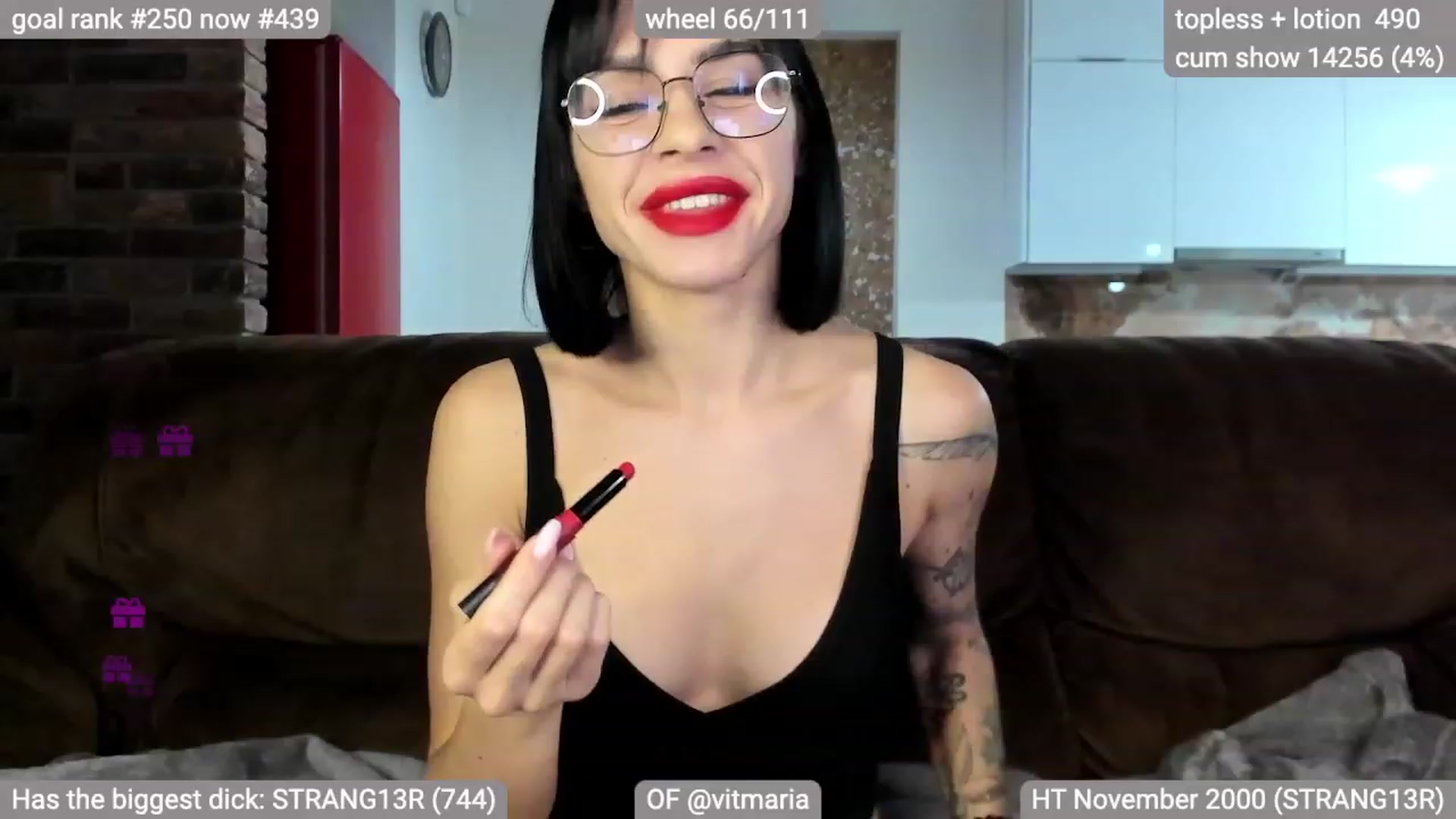 Gallery image thumbnail from swtAlterEgo's myfreecams stream on, 11/18/2023, 24:20 image 6 of 20