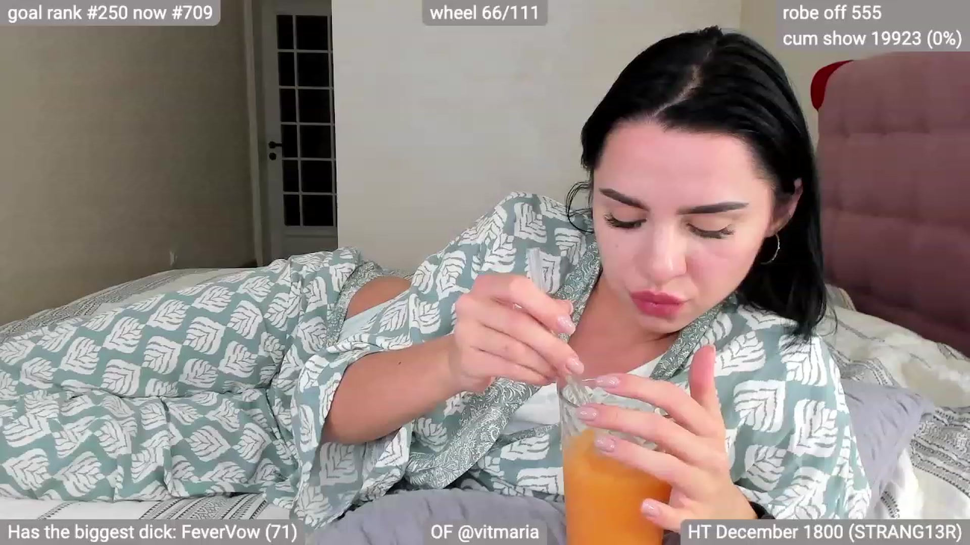 Gallery image thumbnail from swtAlterEgo's myfreecams stream on, 12/14/2023, 24:04 image 10 of 20