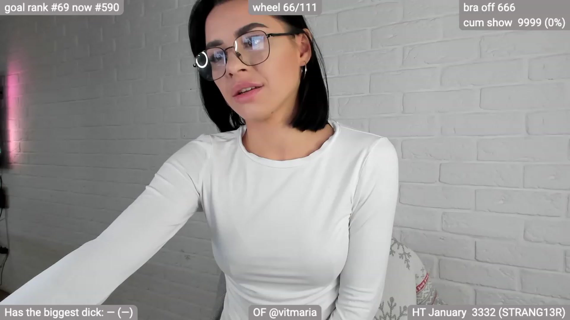 Gallery image thumbnail from swtAlterEgo's myfreecams stream on, 01/09/2024, 17:56 image 3 of 20