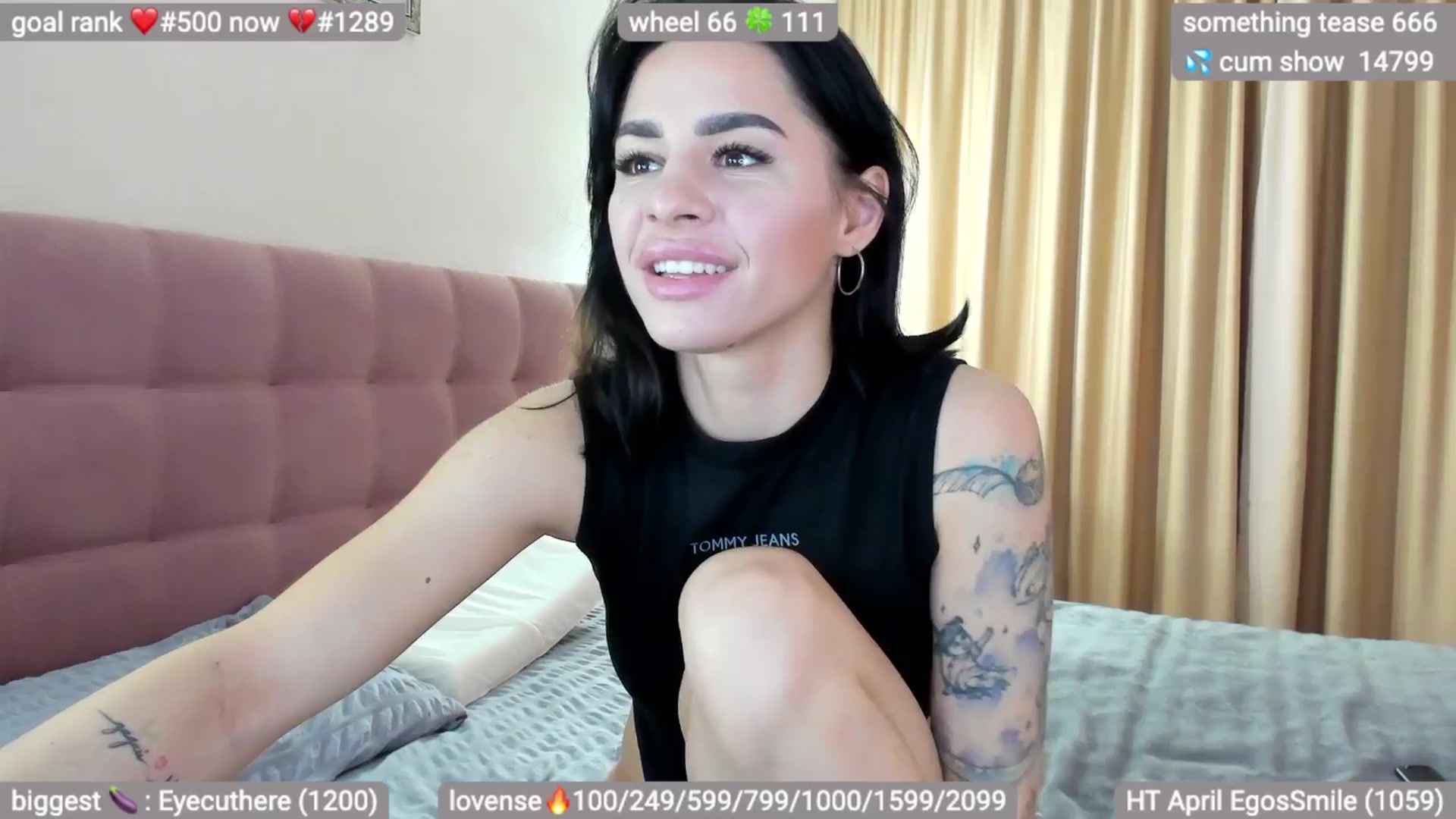 Gallery image thumbnail from swtAlterEgo's myfreecams stream on, 04/13/2024, 19:45 image 2 of 20