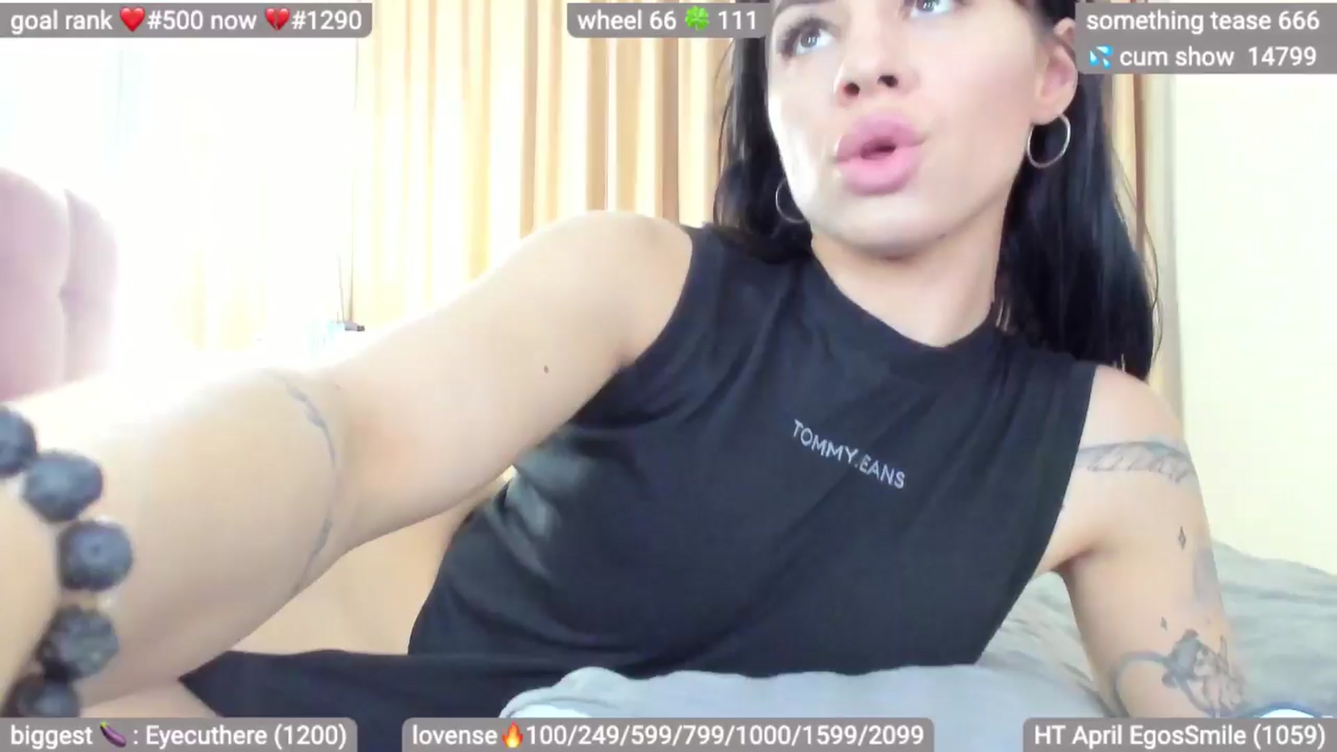 Gallery image thumbnail from swtAlterEgo's myfreecams stream on, 04/13/2024, 19:45 image 9 of 20