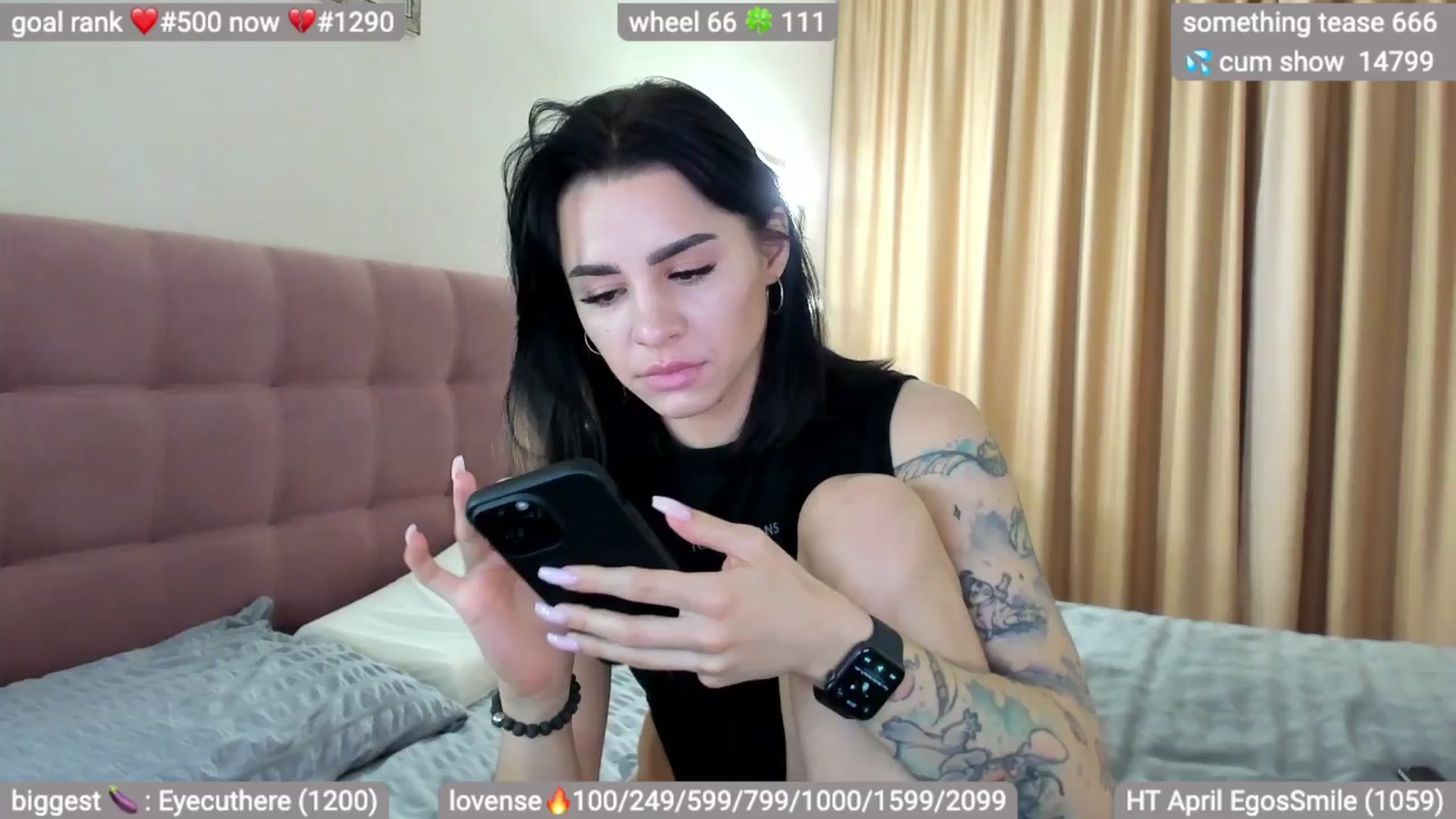 Gallery image thumbnail from swtAlterEgo's myfreecams stream on, 04/13/2024, 19:45 image 7 of 20