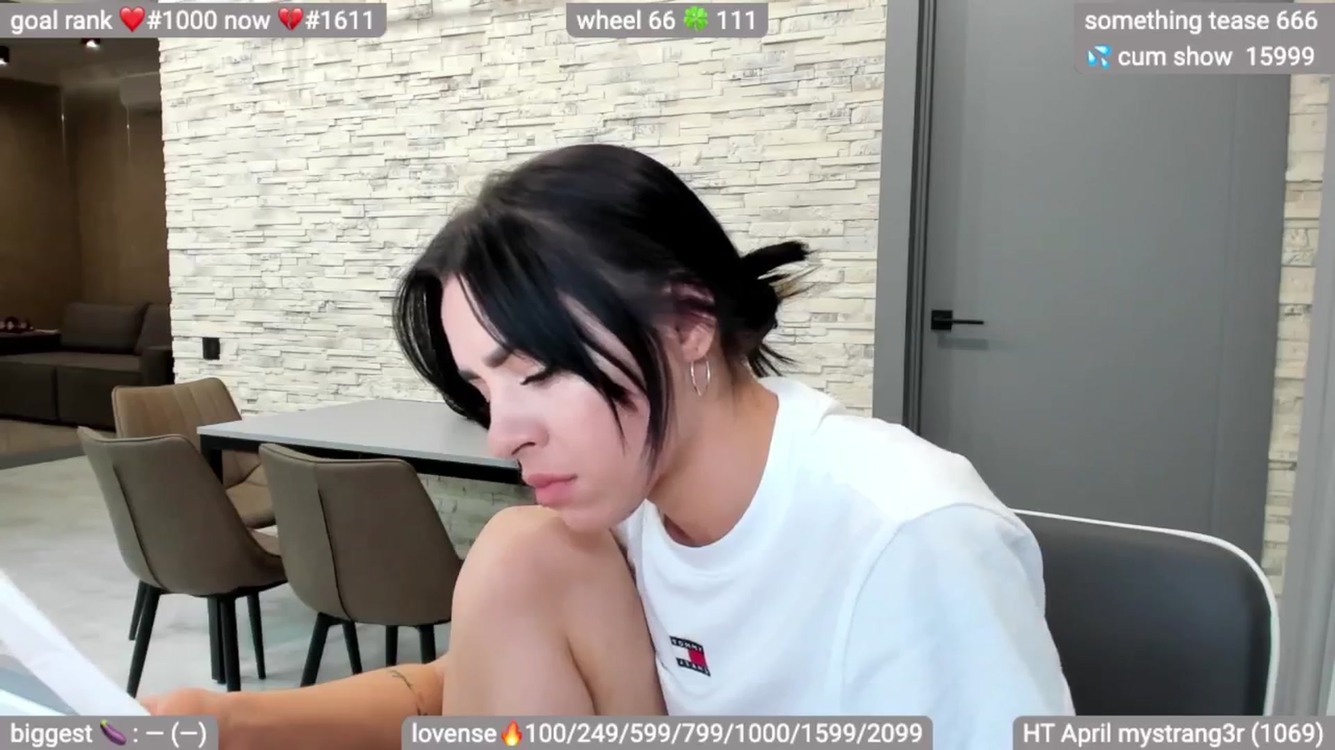 Gallery image thumbnail from swtAlterEgo's myfreecams stream on, 04/25/2024, 21:42 image 16 of 20