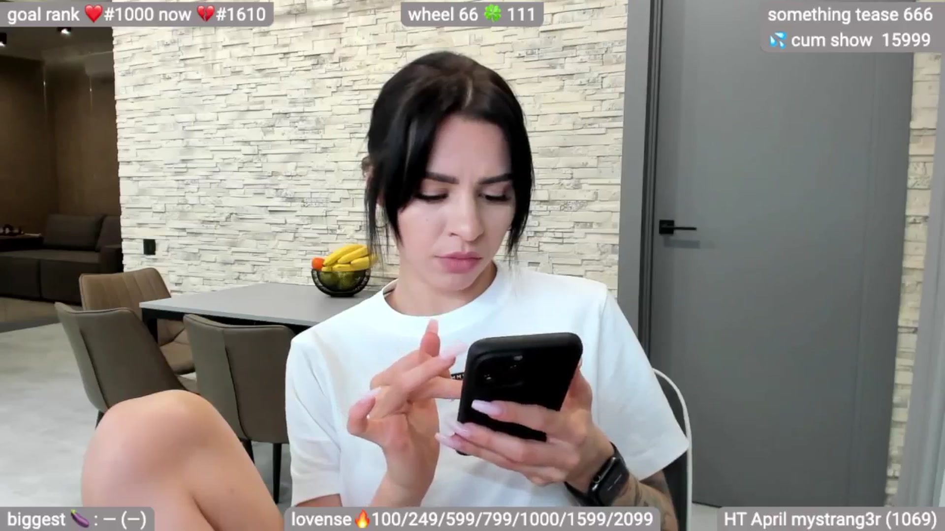 Gallery image thumbnail from swtAlterEgo's myfreecams stream on, 04/25/2024, 21:42 image 14 of 20