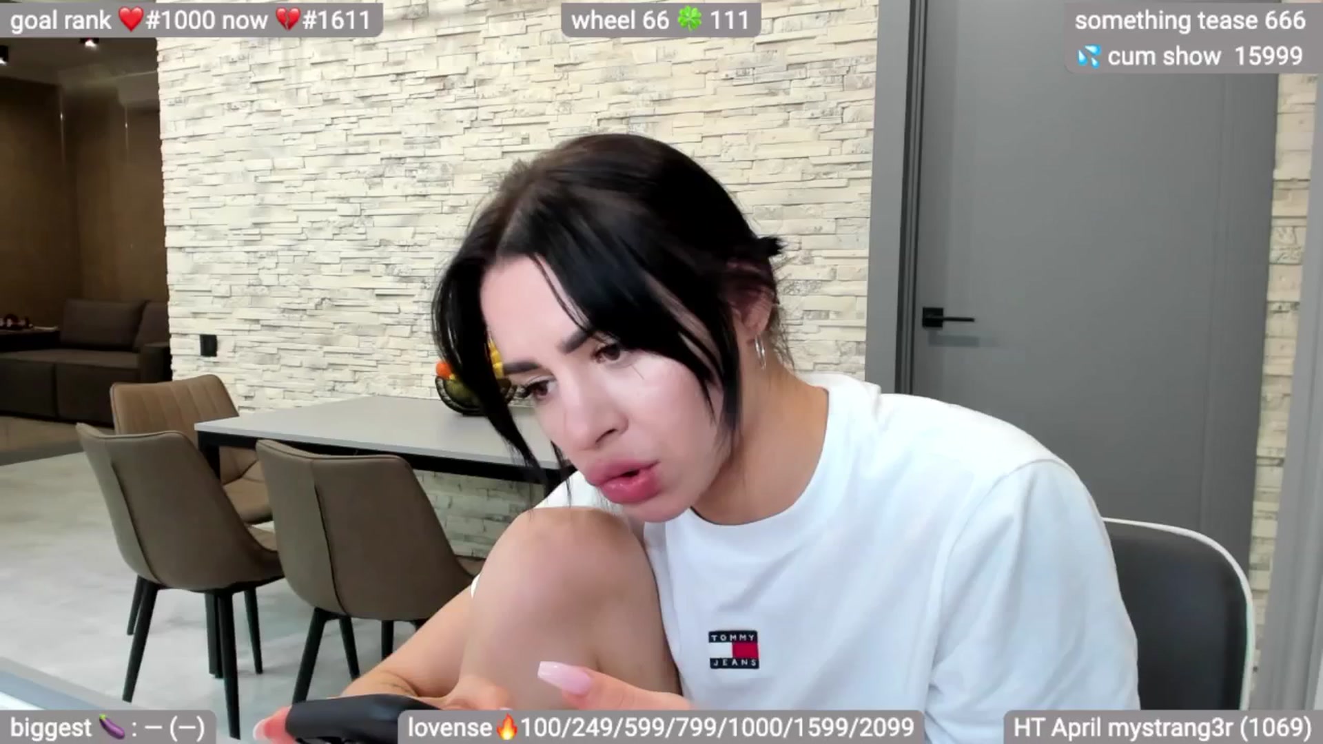 Gallery image thumbnail from swtAlterEgo's myfreecams stream on, 04/25/2024, 21:42 image 18 of 20