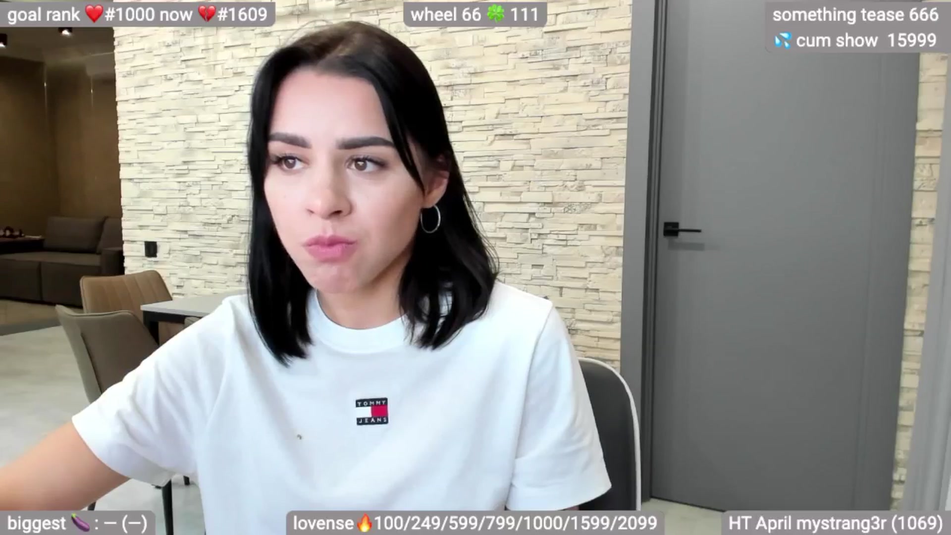 Gallery image thumbnail from swtAlterEgo's myfreecams stream on, 04/25/2024, 21:42 image 6 of 20