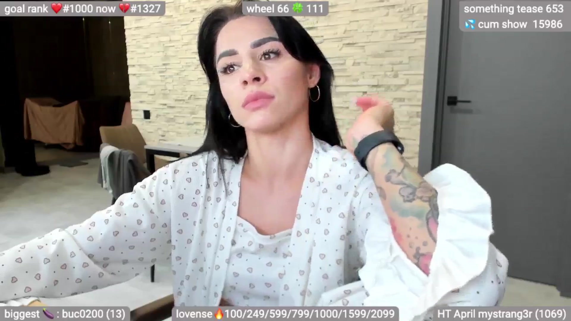 Gallery image thumbnail from swtAlterEgo's myfreecams stream on, 04/27/2024, 21:01 image 12 of 20