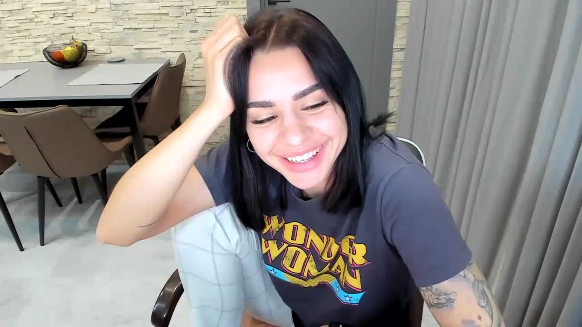 Gallery image thumbnail from swtAlterEgo's myfreecams stream on, 04/29/2024, 24:58 image 1 of 20