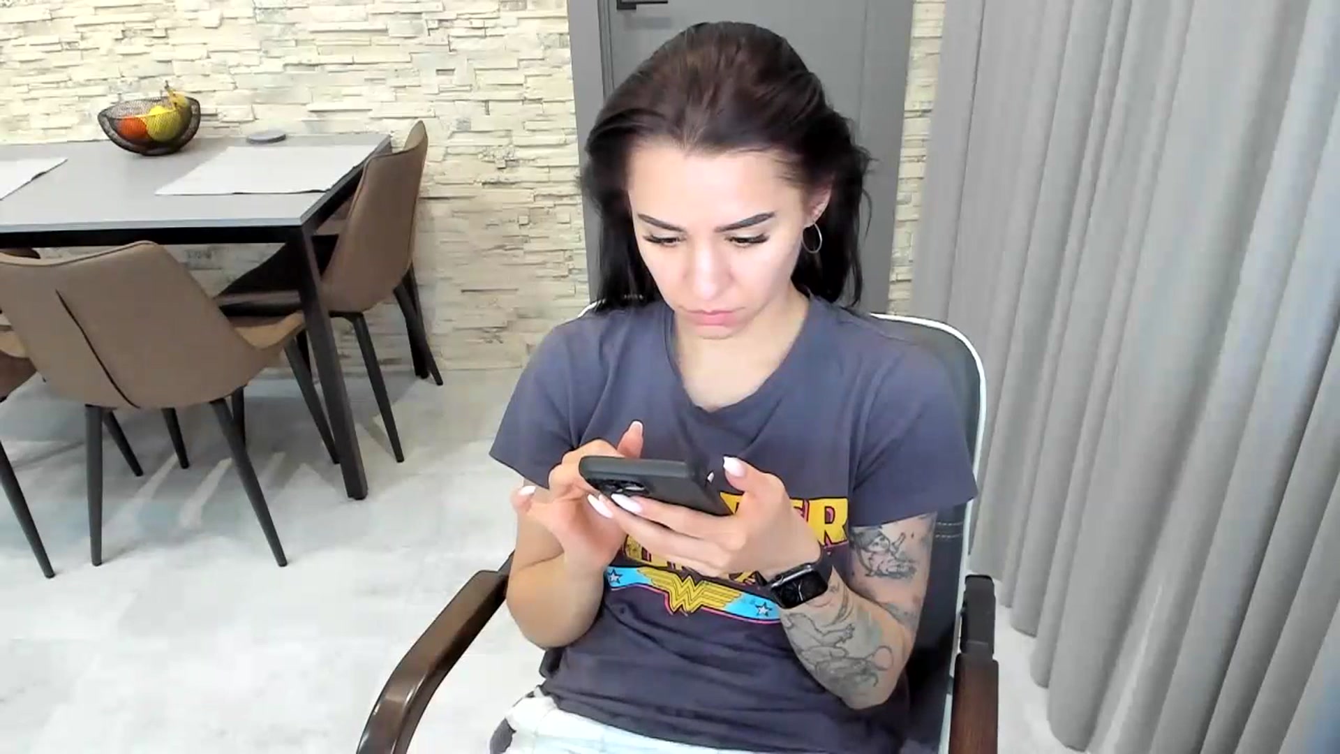Gallery image thumbnail from swtAlterEgo's myfreecams stream on, 04/29/2024, 24:58 image 14 of 20