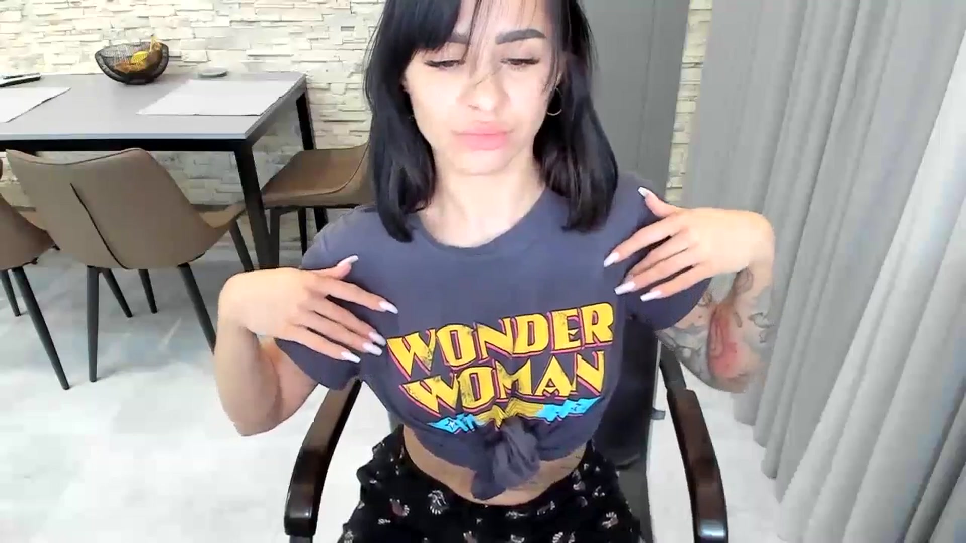 Gallery image thumbnail from swtAlterEgo's myfreecams stream on, 04/30/2024, 02:00 image 20 of 20