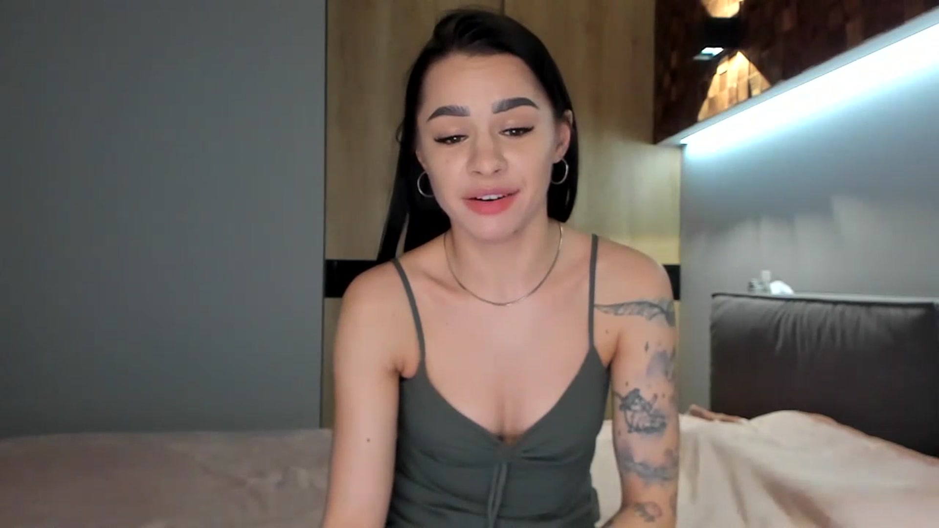 Gallery image thumbnail from swtAlterEgo's myfreecams stream on, 05/02/2024, 22:54 image 20 of 20