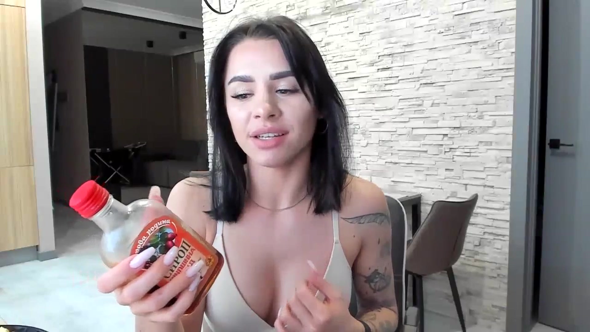 Gallery image thumbnail from swtAlterEgo's myfreecams stream on, 05/03/2024, 22:58 image 5 of 20