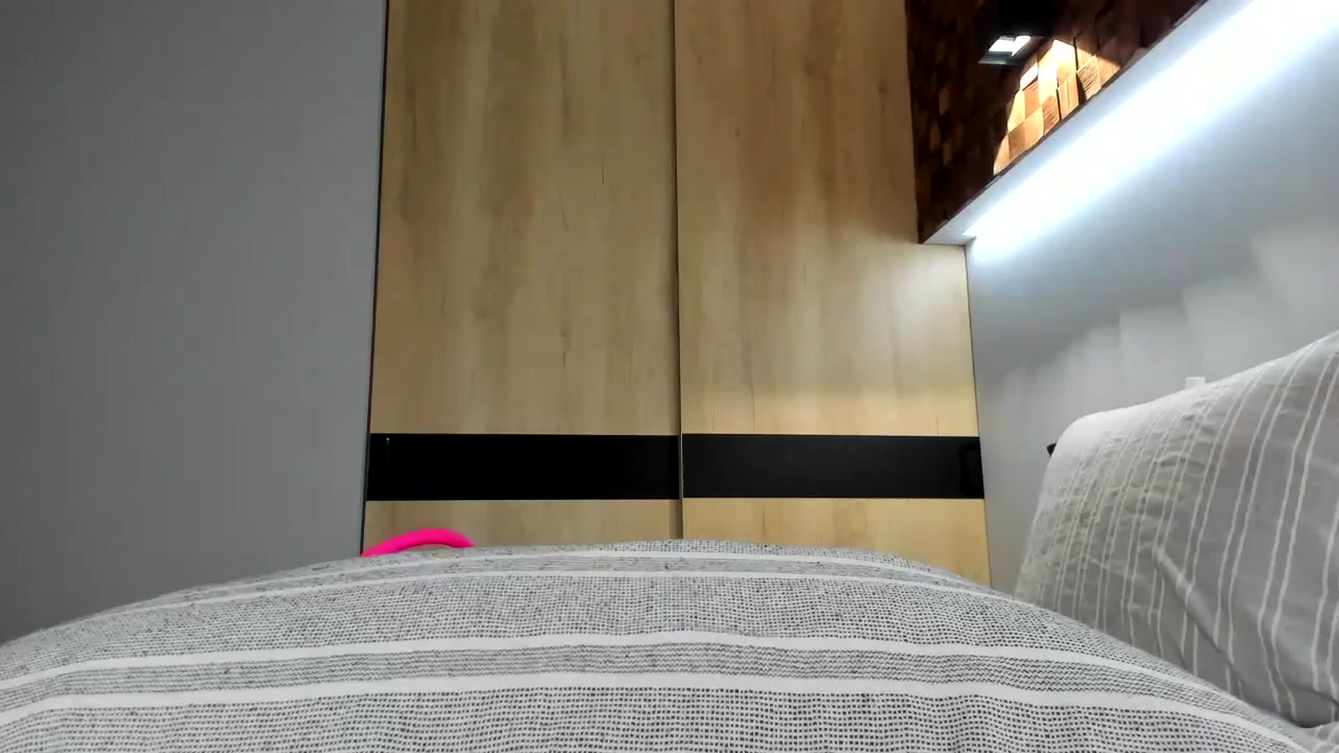 Gallery image thumbnail from swtAlterEgo's myfreecams stream on, 05/10/2024, 22:20 image 11 of 20