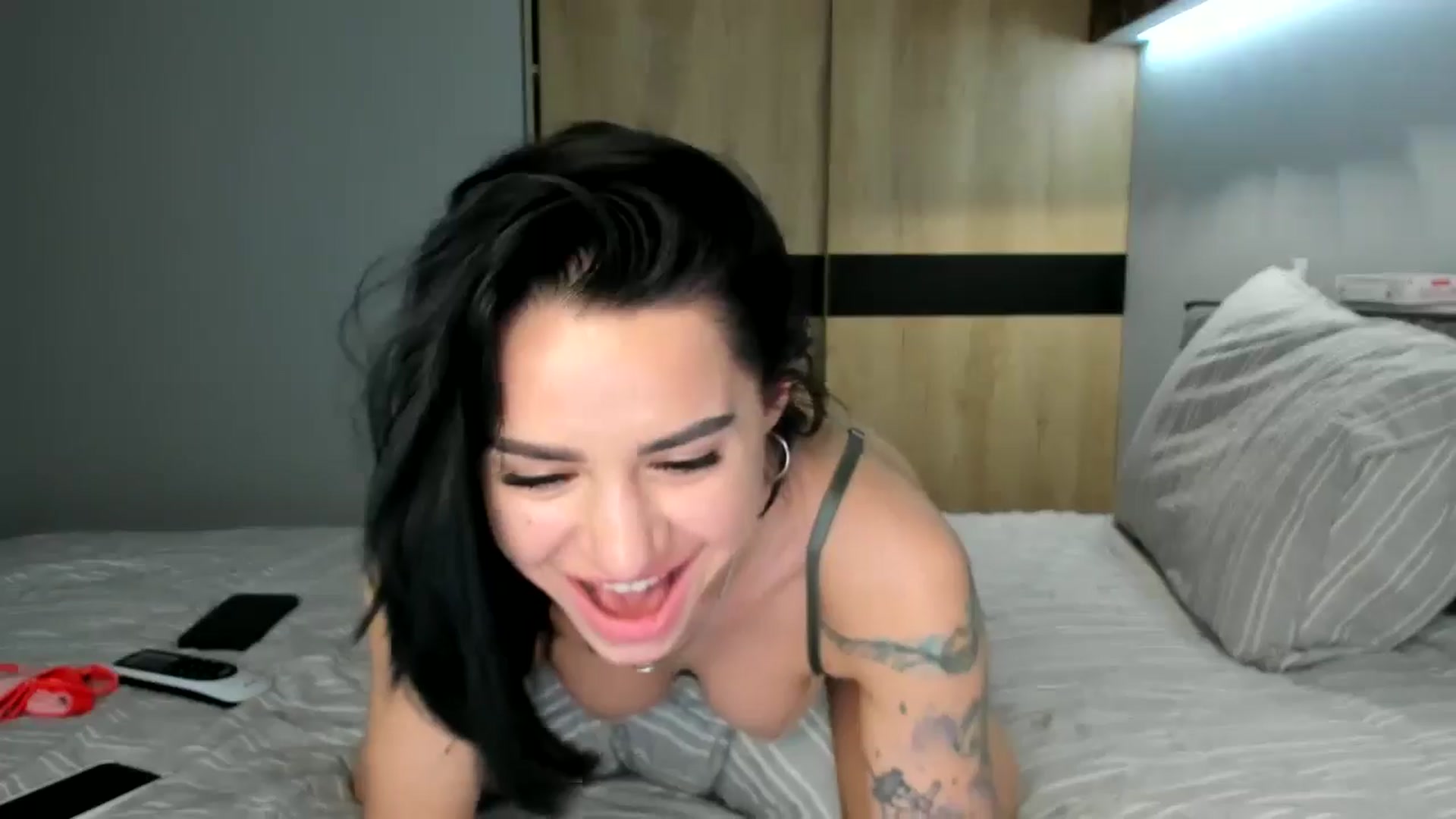 Gallery image thumbnail from swtAlterEgo's myfreecams stream on, 05/14/2024, 04:10 image 17 of 20