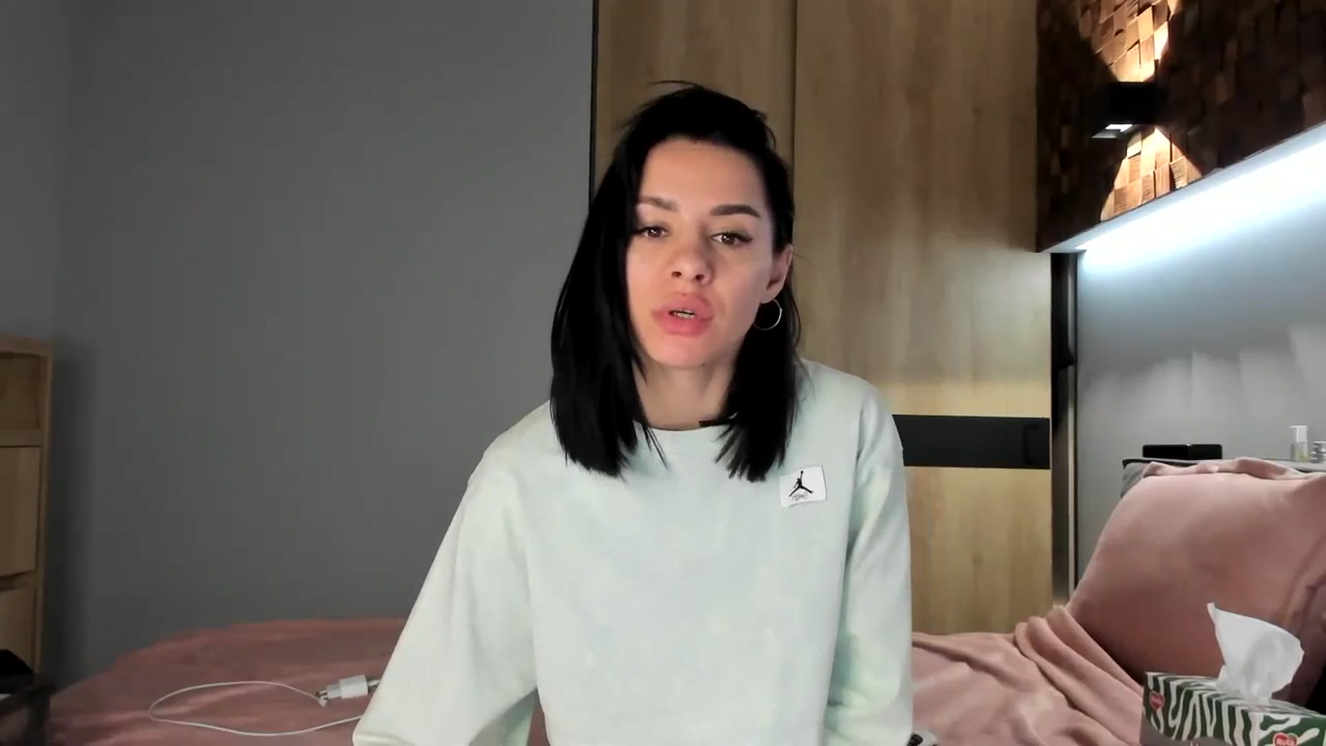 Gallery image thumbnail from swtAlterEgo's myfreecams stream on, 05/24/2024, 03:19 image 4 of 20