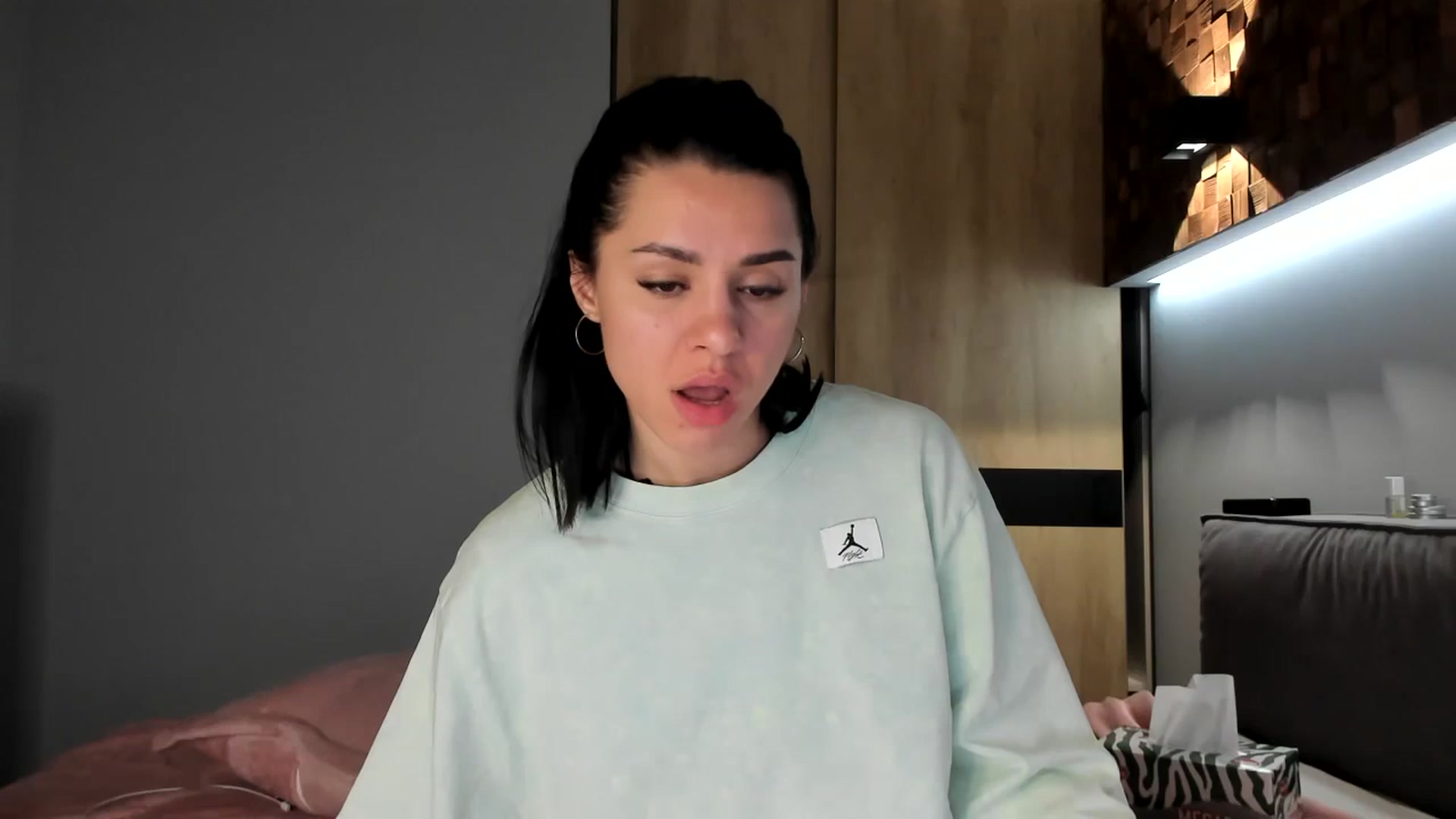 Gallery image thumbnail from swtAlterEgo's myfreecams stream on, 05/24/2024, 03:19 image 14 of 20