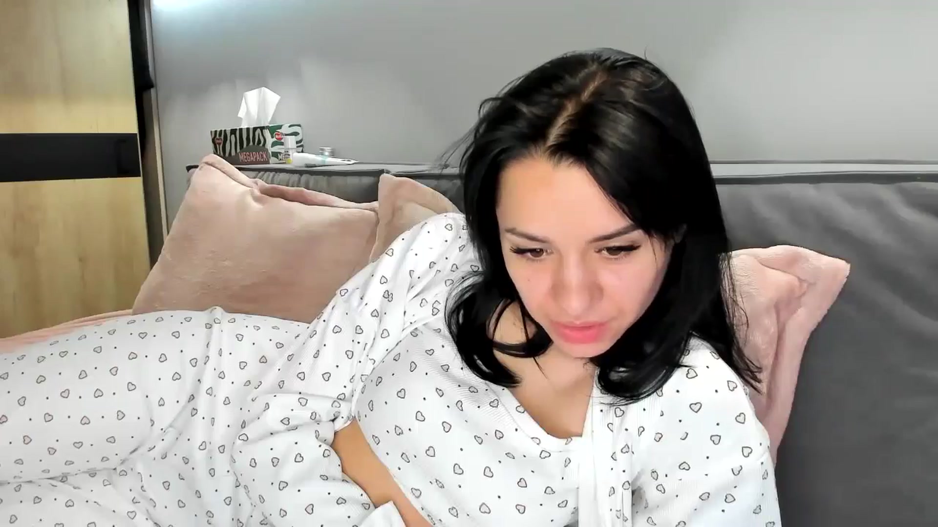 Gallery image thumbnail from swtAlterEgo's myfreecams stream on, 05/26/2024, 24:01 image 13 of 20
