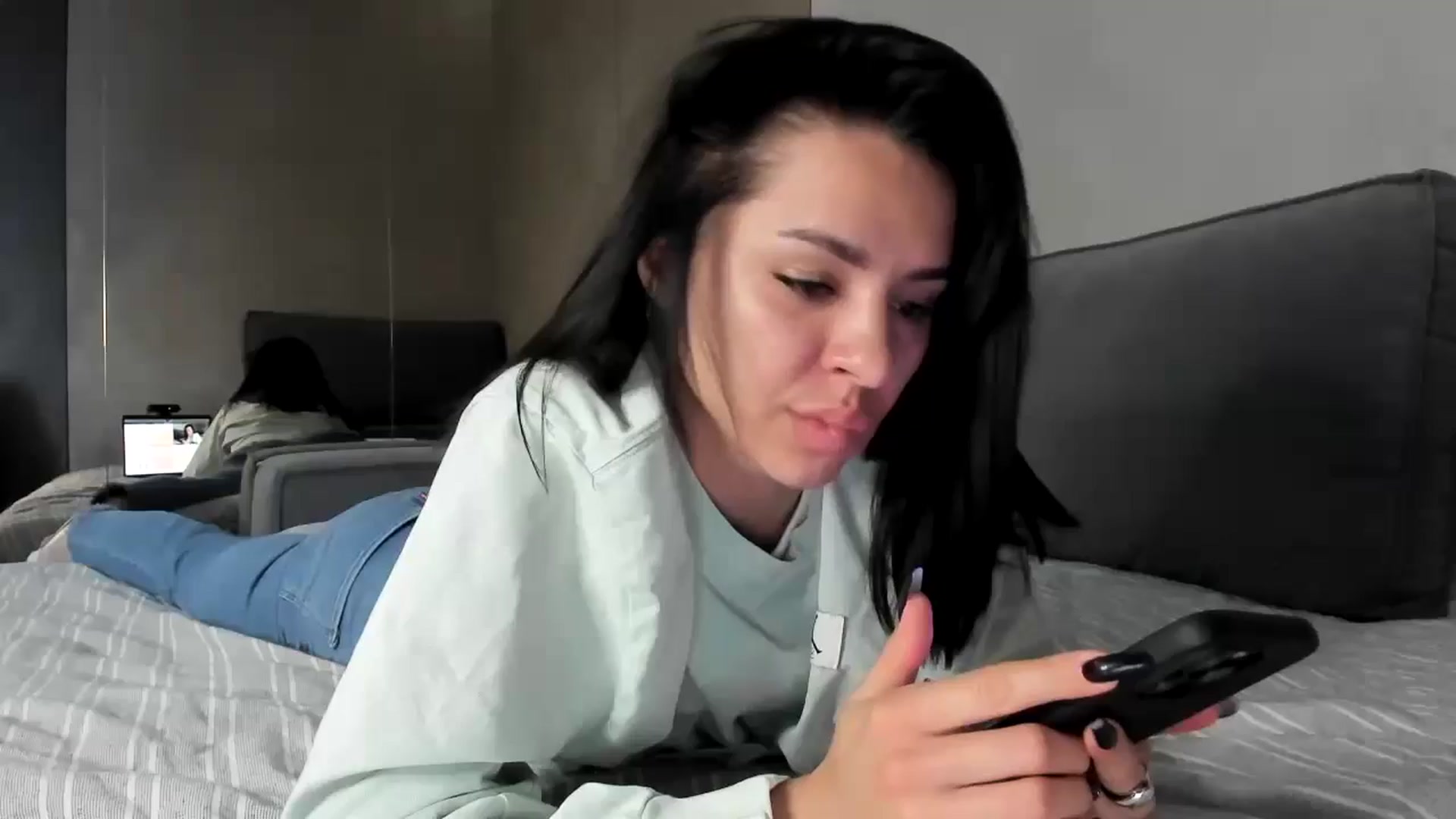 Gallery image thumbnail from swtAlterEgo's myfreecams stream on, 05/29/2024, 11:07 image 11 of 20