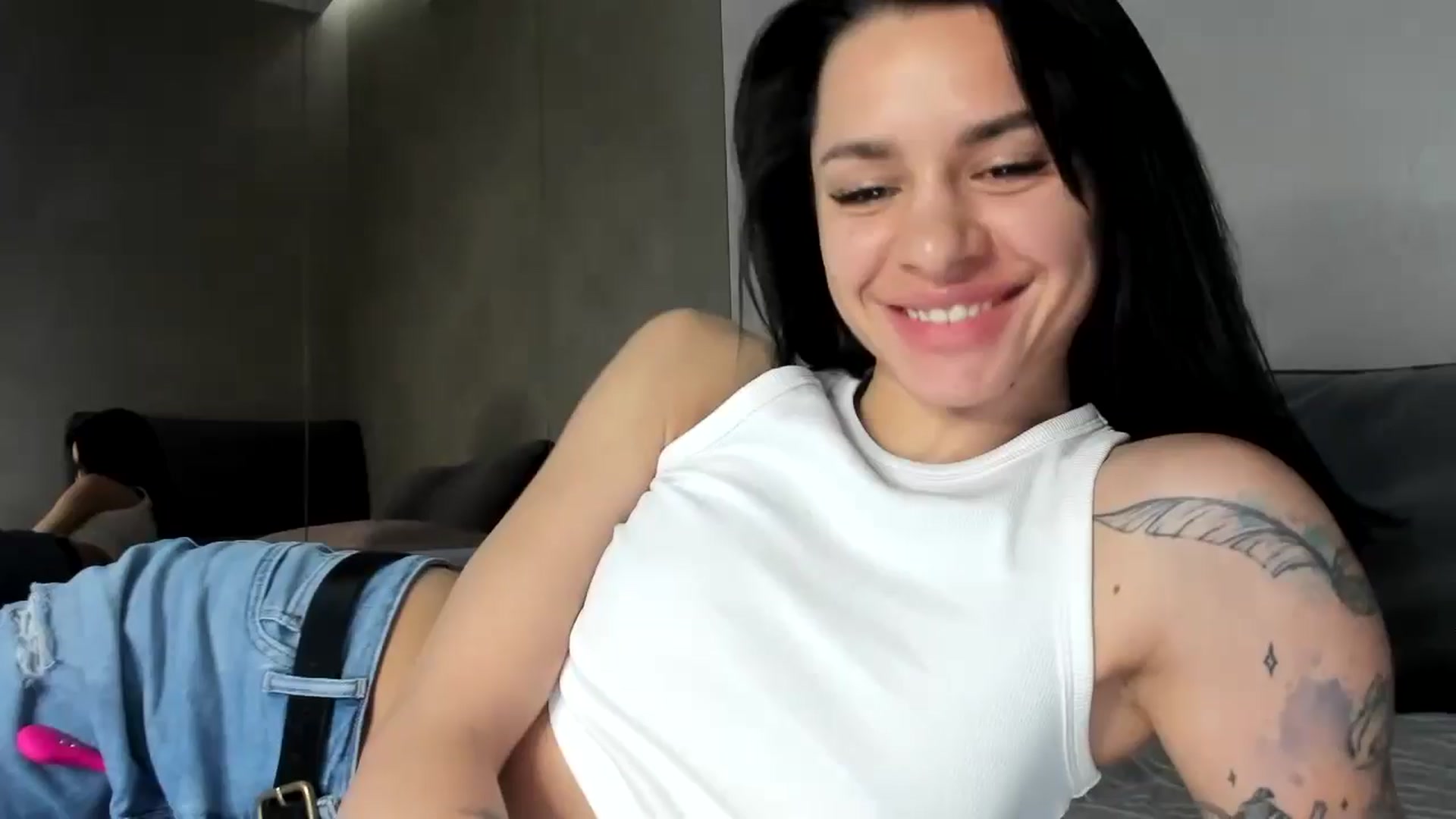 Gallery image thumbnail from swtAlterEgo's myfreecams stream on, 05/29/2024, 13:43 image 19 of 20
