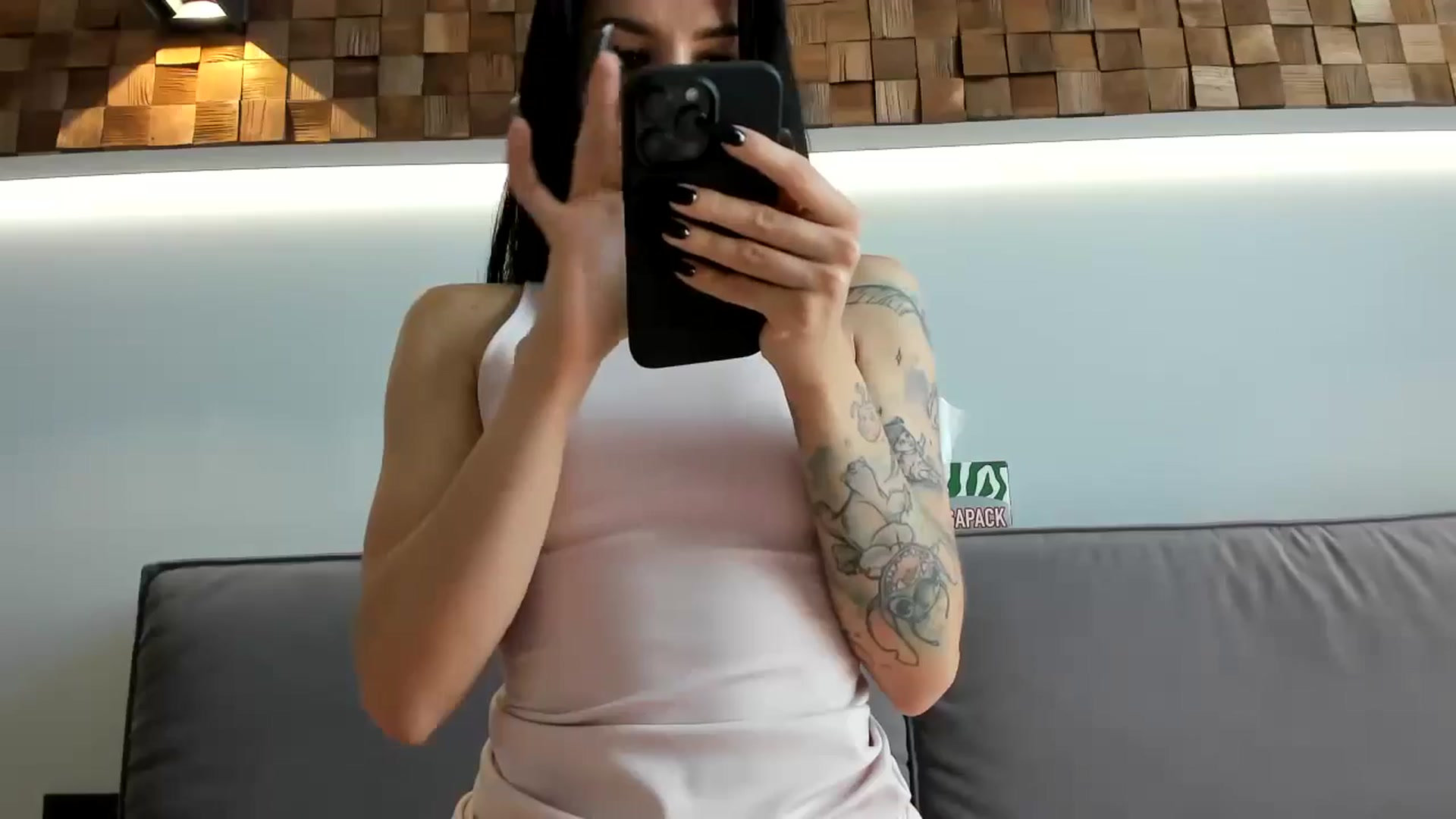 Gallery image thumbnail from swtAlterEgo's myfreecams stream on, 06/01/2024, 09:20 image 2 of 20