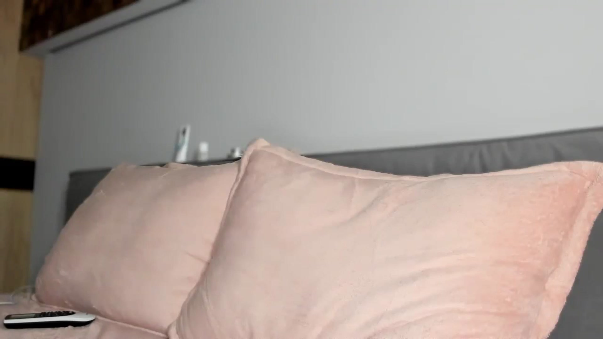 Gallery image thumbnail from swtAlterEgo's myfreecams stream on, 06/08/2024, 18:13 image 16 of 20