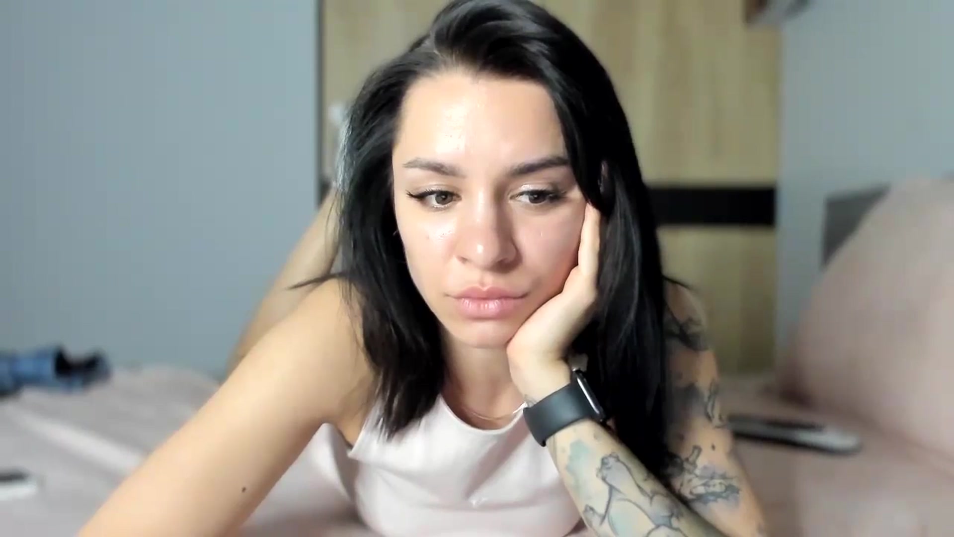 Gallery image thumbnail from swtAlterEgo's myfreecams stream on, 06/08/2024, 18:13 image 6 of 20