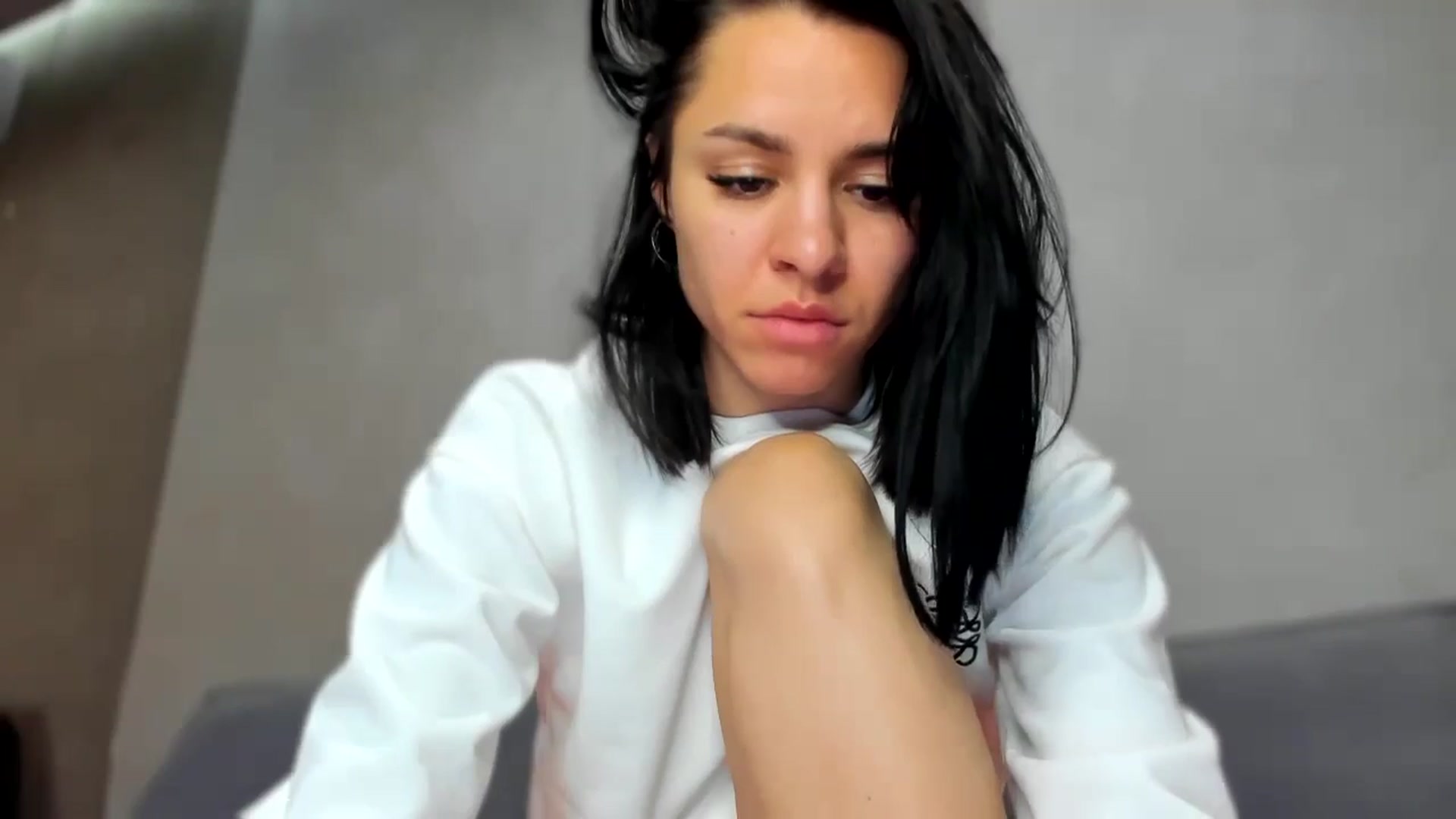 Gallery image thumbnail from swtAlterEgo's myfreecams stream on, 06/11/2024, 04:32 image 2 of 20
