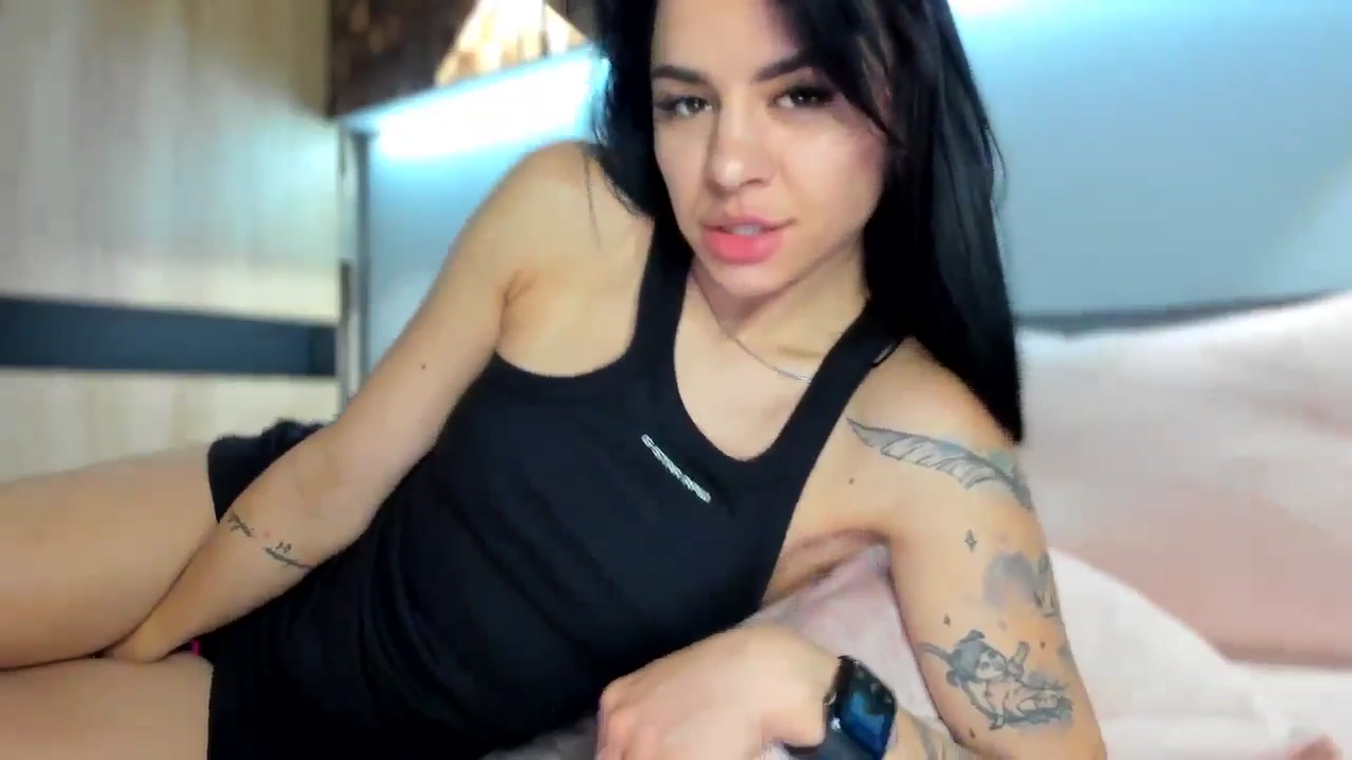 Gallery image thumbnail from swtAlterEgo's myfreecams stream on, 06/21/2024, 19:53 image 11 of 20