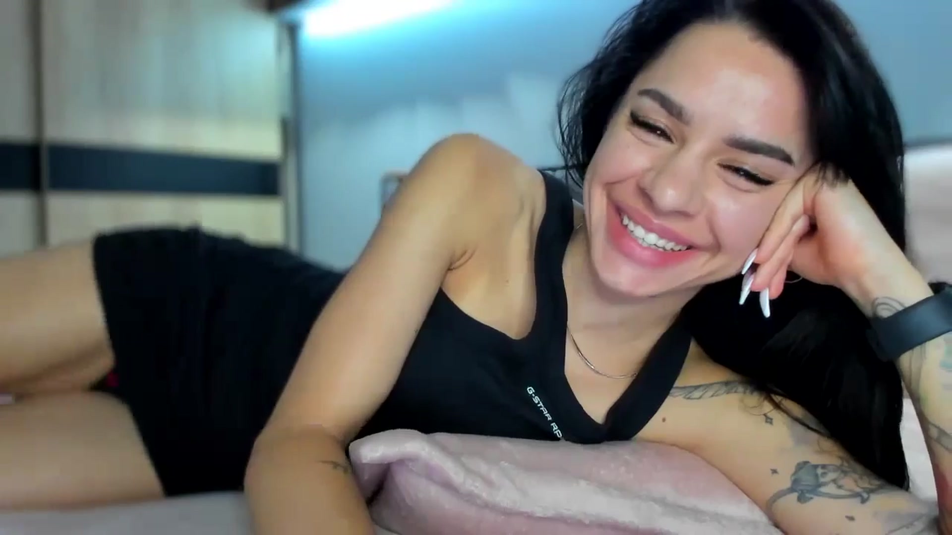 Gallery image thumbnail from swtAlterEgo's myfreecams stream on, 06/21/2024, 19:53 image 13 of 20