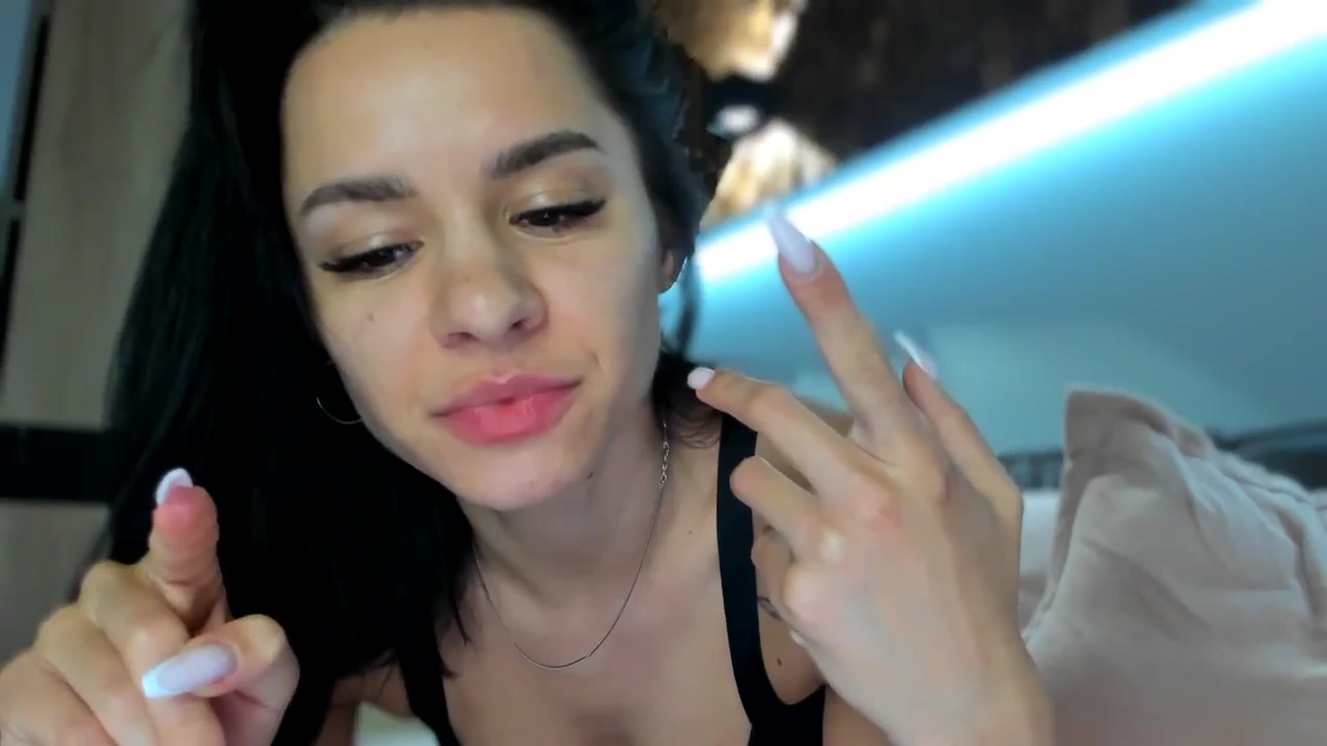 Gallery image thumbnail from swtAlterEgo's myfreecams stream on, 06/23/2024, 18:15 image 7 of 20