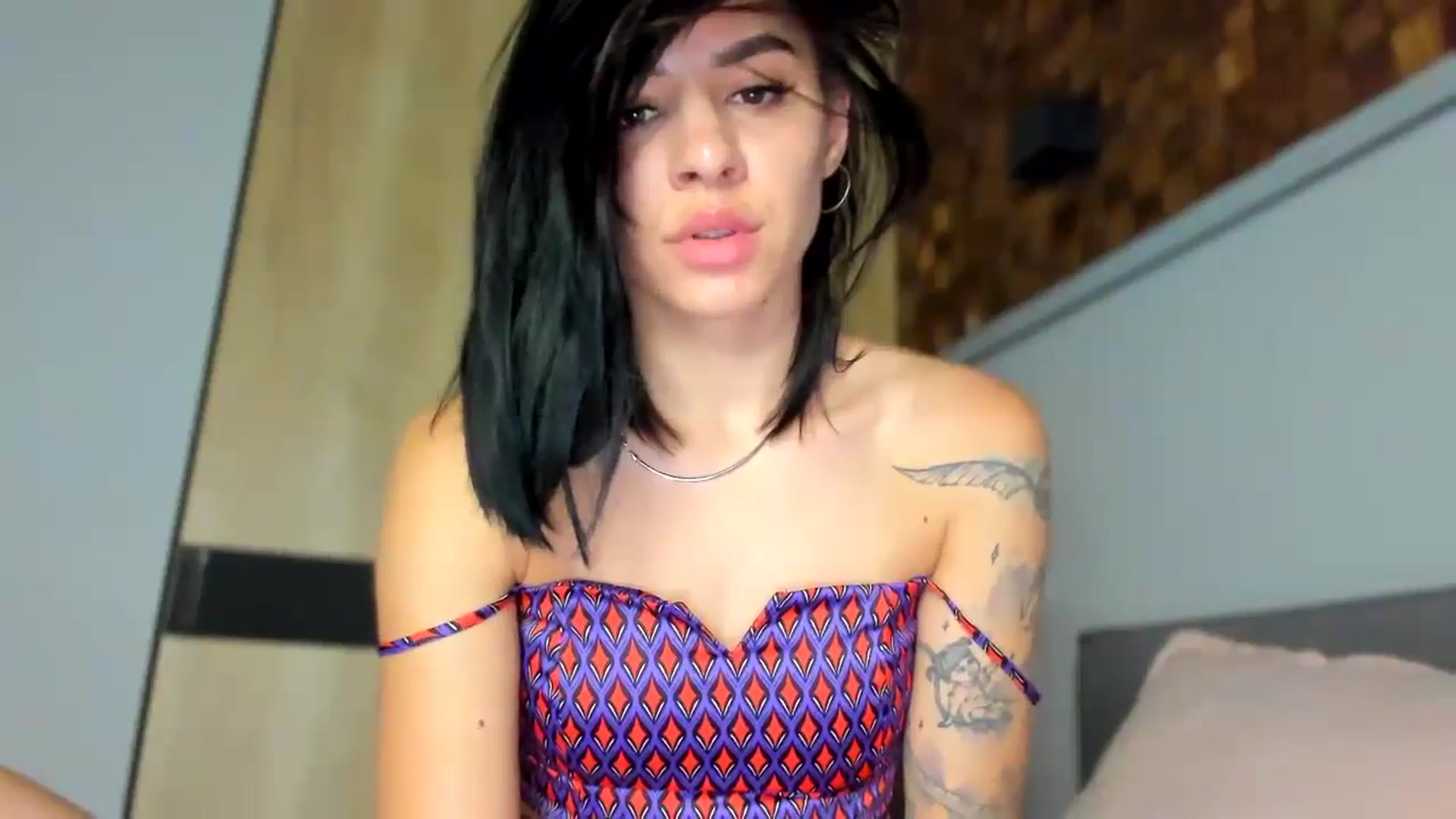 Gallery image thumbnail from swtAlterEgo's myfreecams stream on, 06/24/2024, 20:21 image 14 of 20