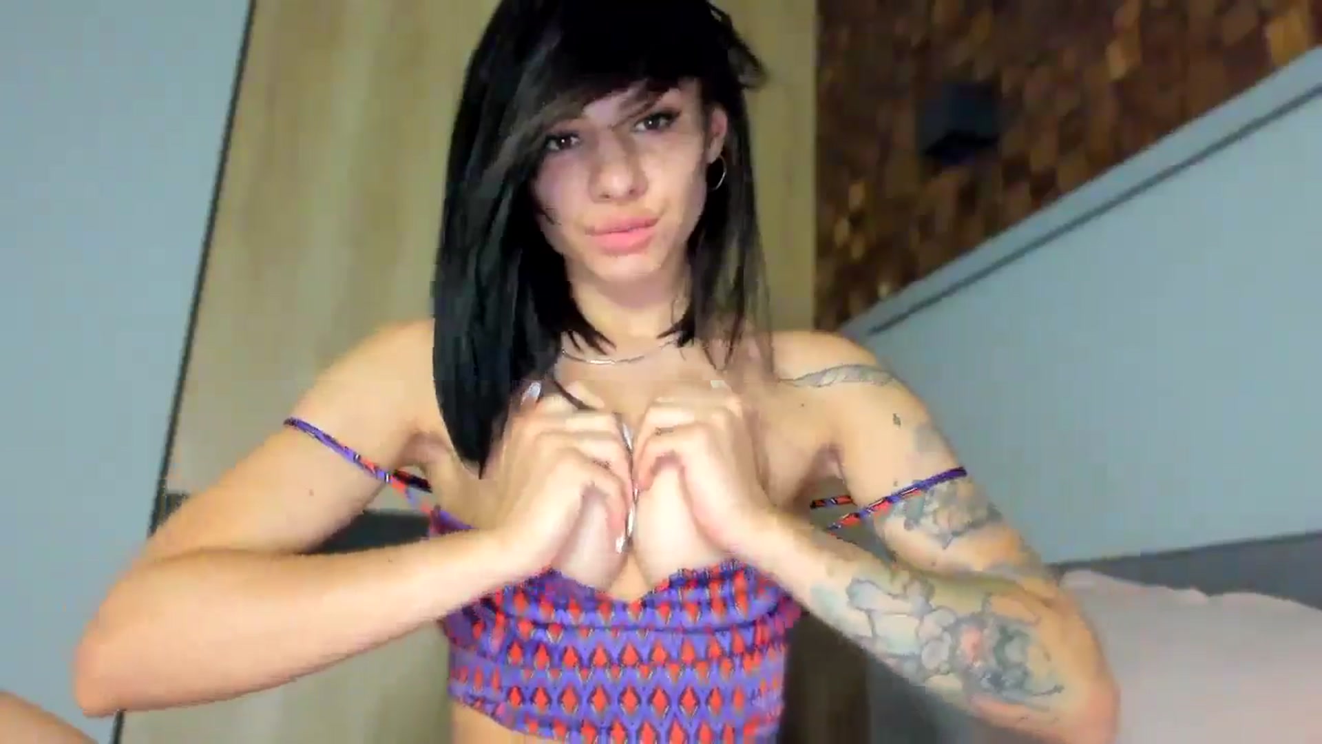 Gallery image thumbnail from swtAlterEgo's myfreecams stream on, 06/24/2024, 20:21 image 19 of 20