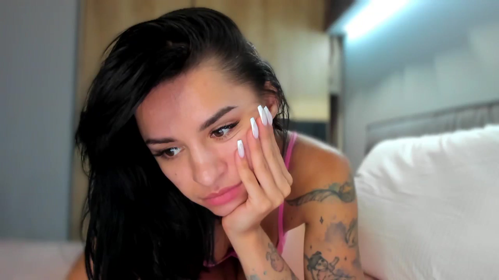 Gallery image thumbnail from swtAlterEgo's myfreecams stream on, 07/02/2024, 01:07 image 16 of 20