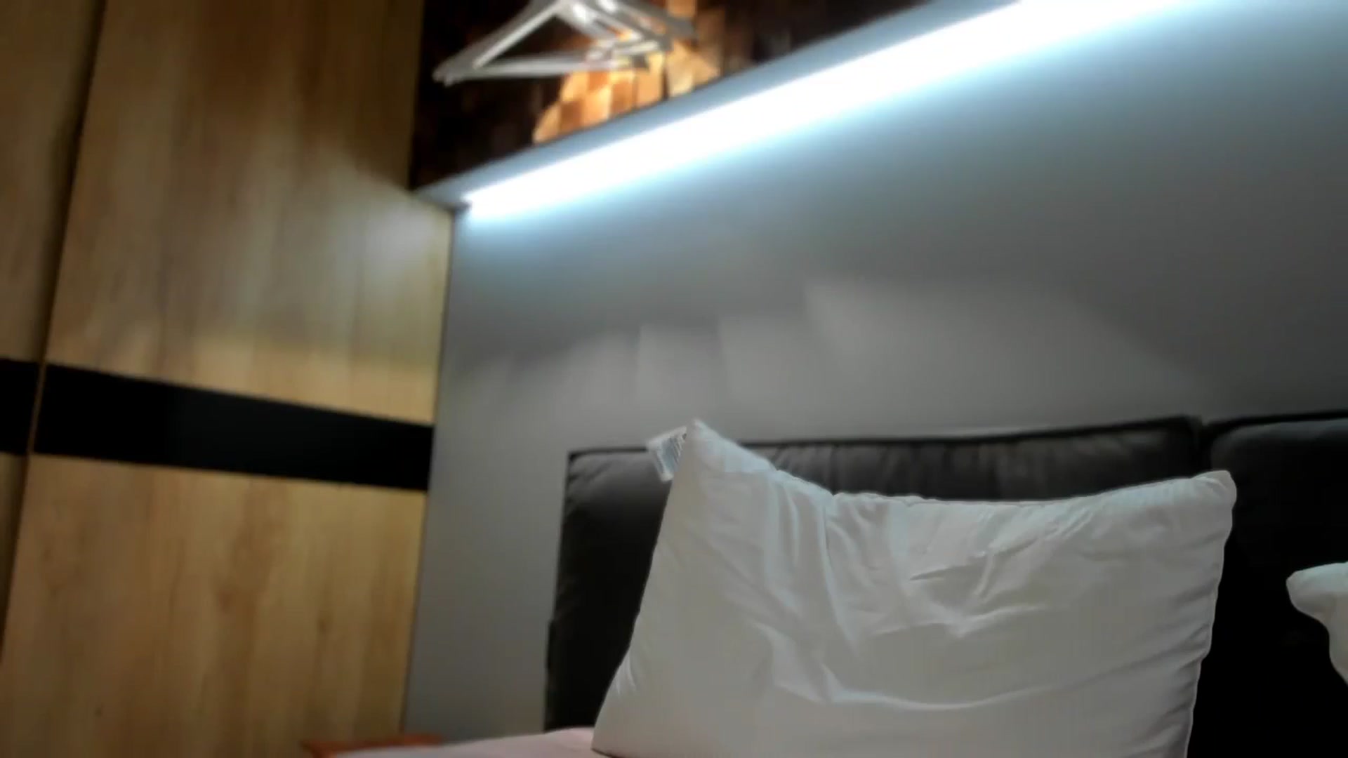 Gallery image thumbnail from swtAlterEgo's myfreecams stream on, 07/04/2024, 23:13 image 20 of 20