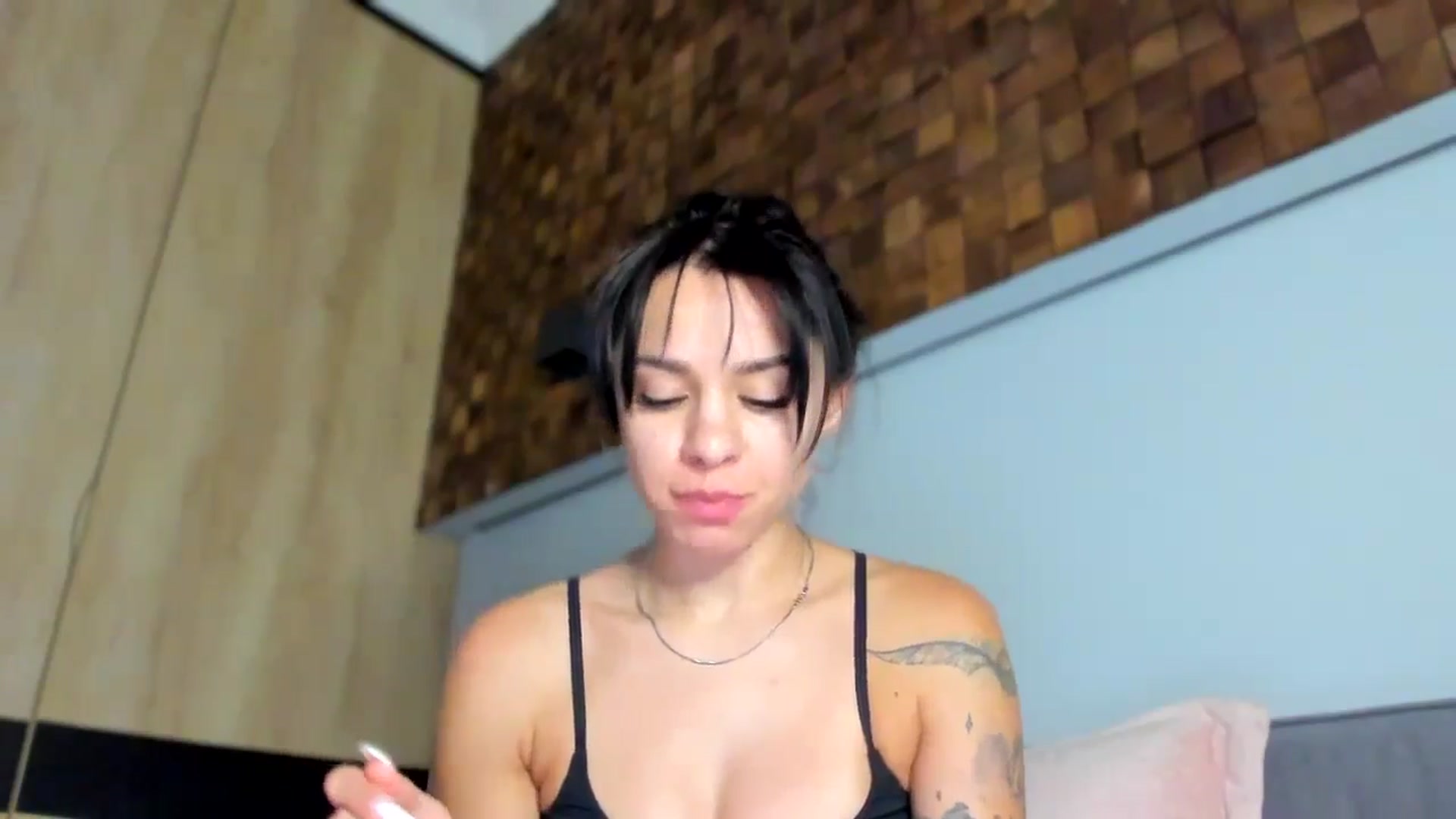 Gallery image thumbnail from swtAlterEgo's myfreecams stream on, 07/09/2024, 24:01 image 7 of 20