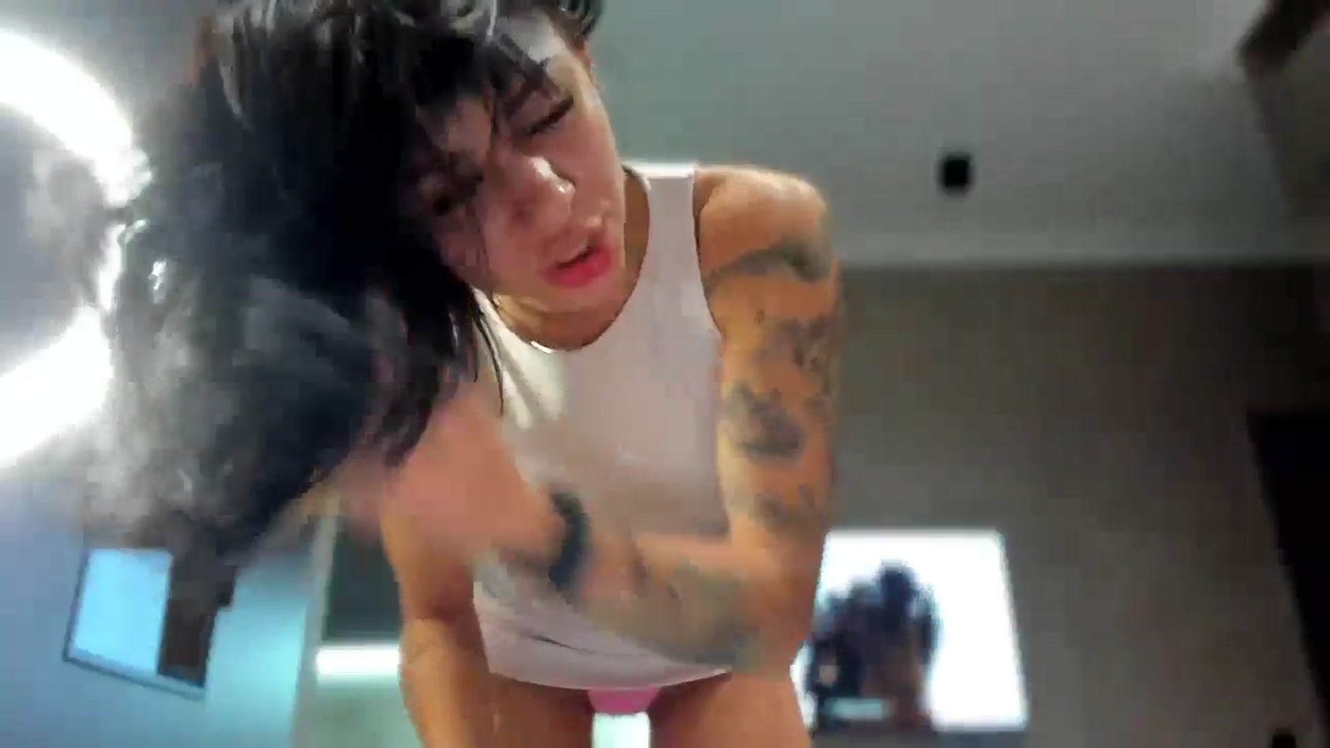 Gallery image thumbnail from swtAlterEgo's myfreecams stream on, 07/17/2024, 24:17 image 8 of 20