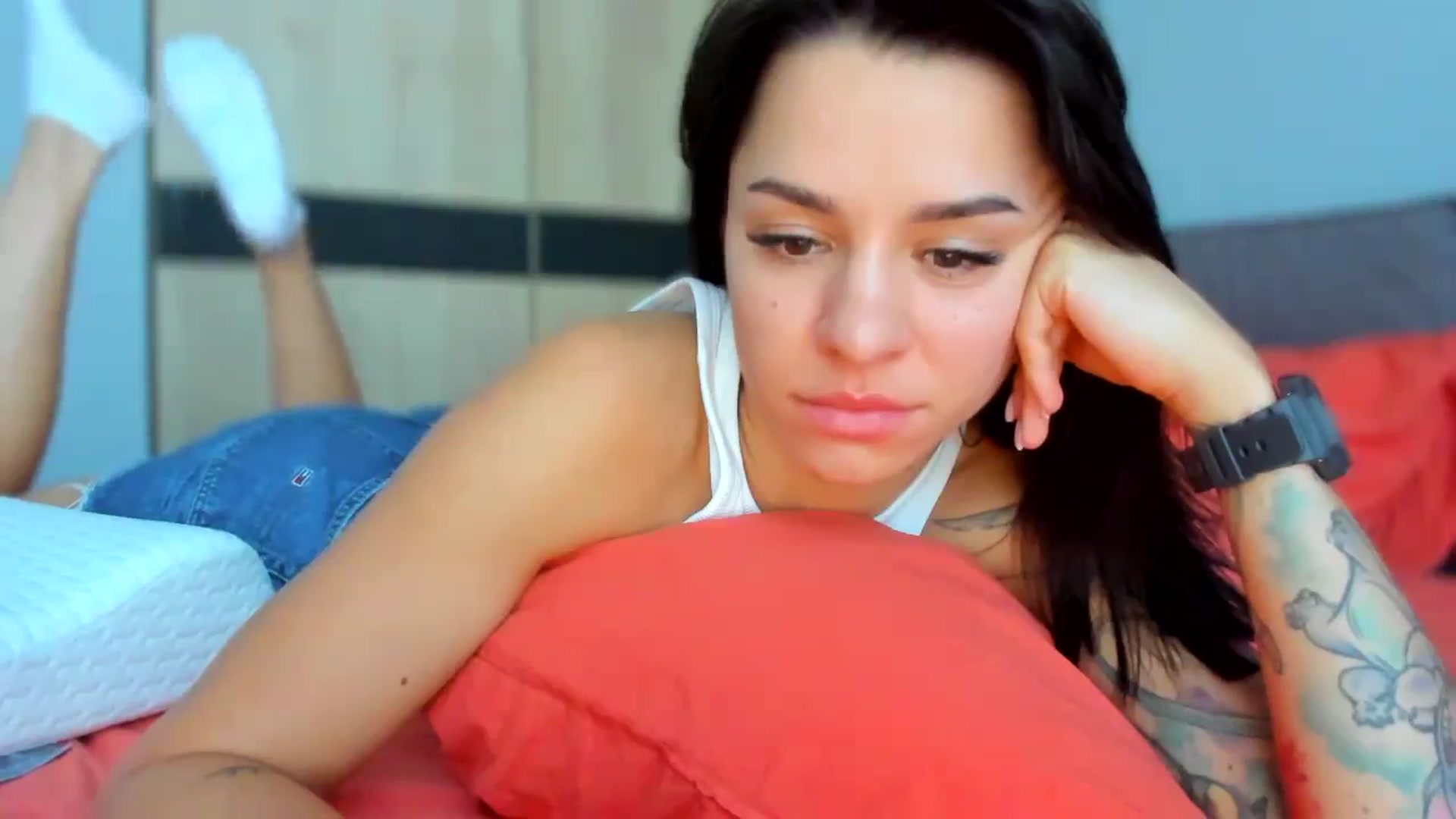 Gallery image thumbnail from swtAlterEgo's myfreecams stream on, 07/19/2024, 17:20 image 17 of 20
