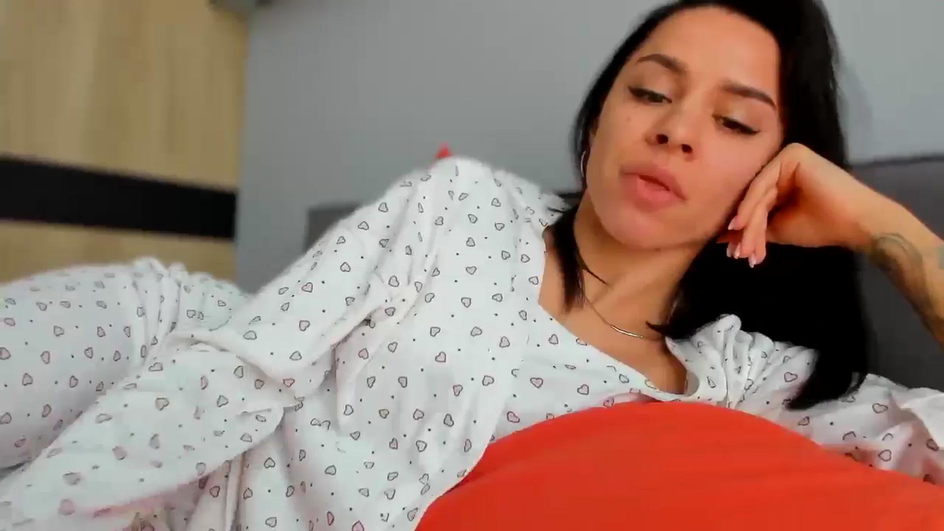 Gallery image thumbnail from swtAlterEgo's myfreecams stream on, 07/22/2024, 07:45 image 11 of 20