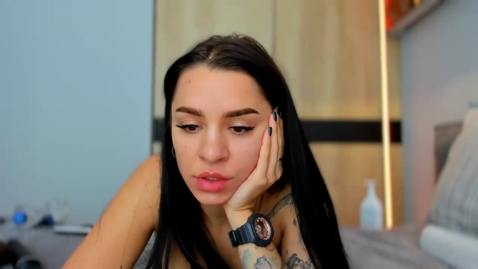 Gallery image thumbnail from swtAlterEgo's myfreecams stream on, 10/02/2024, 11:35 image 6 of 20