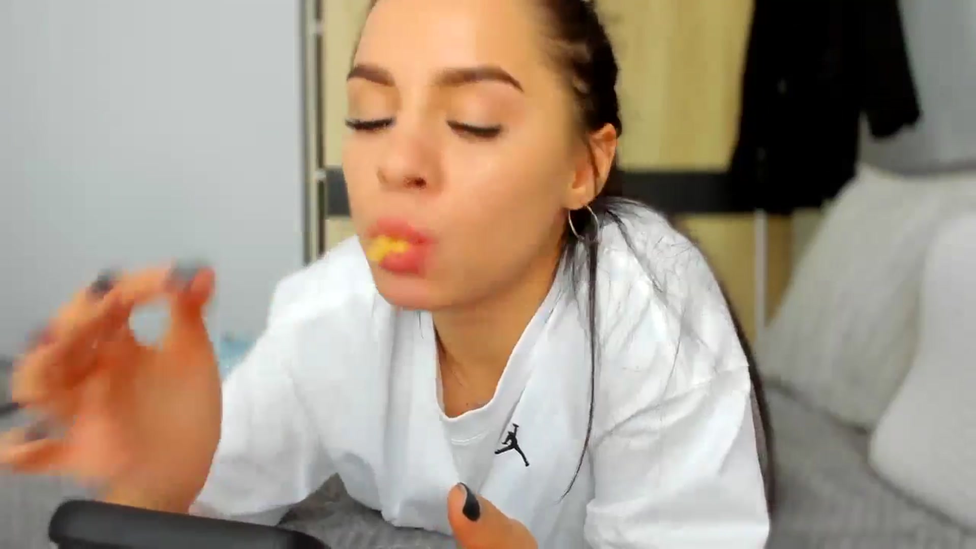 Gallery image thumbnail from swtAlterEgo's myfreecams stream on, 10/02/2024, 14:51 image 6 of 20