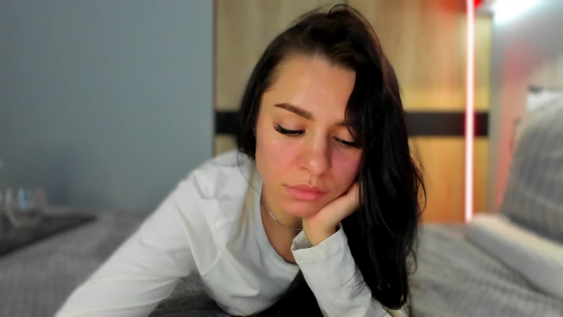 Gallery image thumbnail from swtAlterEgo's myfreecams stream on, 10/03/2024, 15:31 image 7 of 20